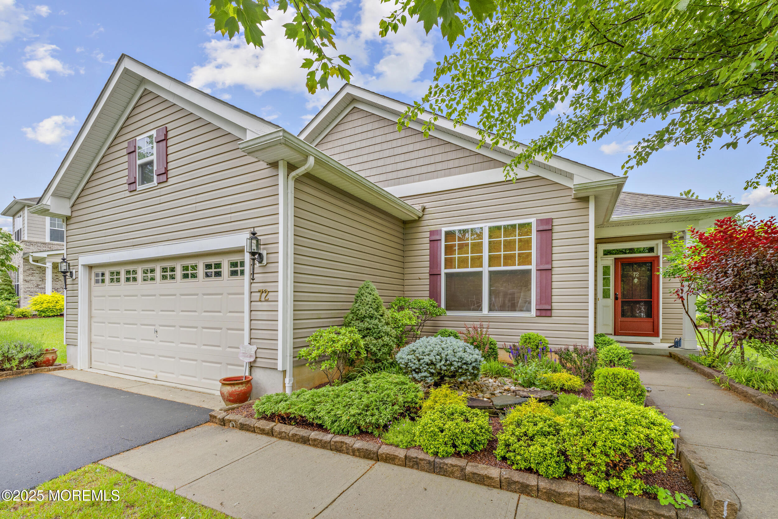 72 Wintergreen Drive, Manalapan, New Jersey image 3
