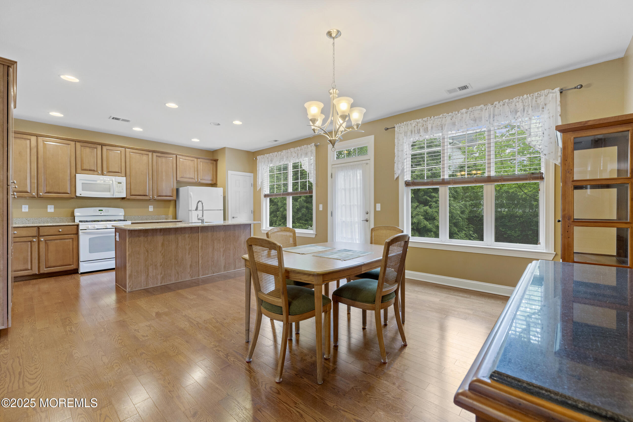 72 Wintergreen Drive, Manalapan, New Jersey image 17