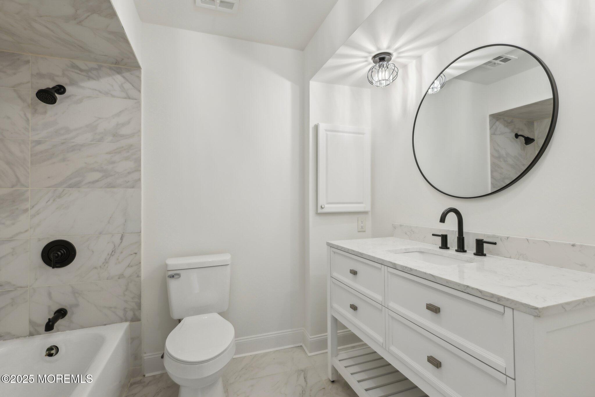 6 Macbeth Drive, Old Bridge, New Jersey image 23
