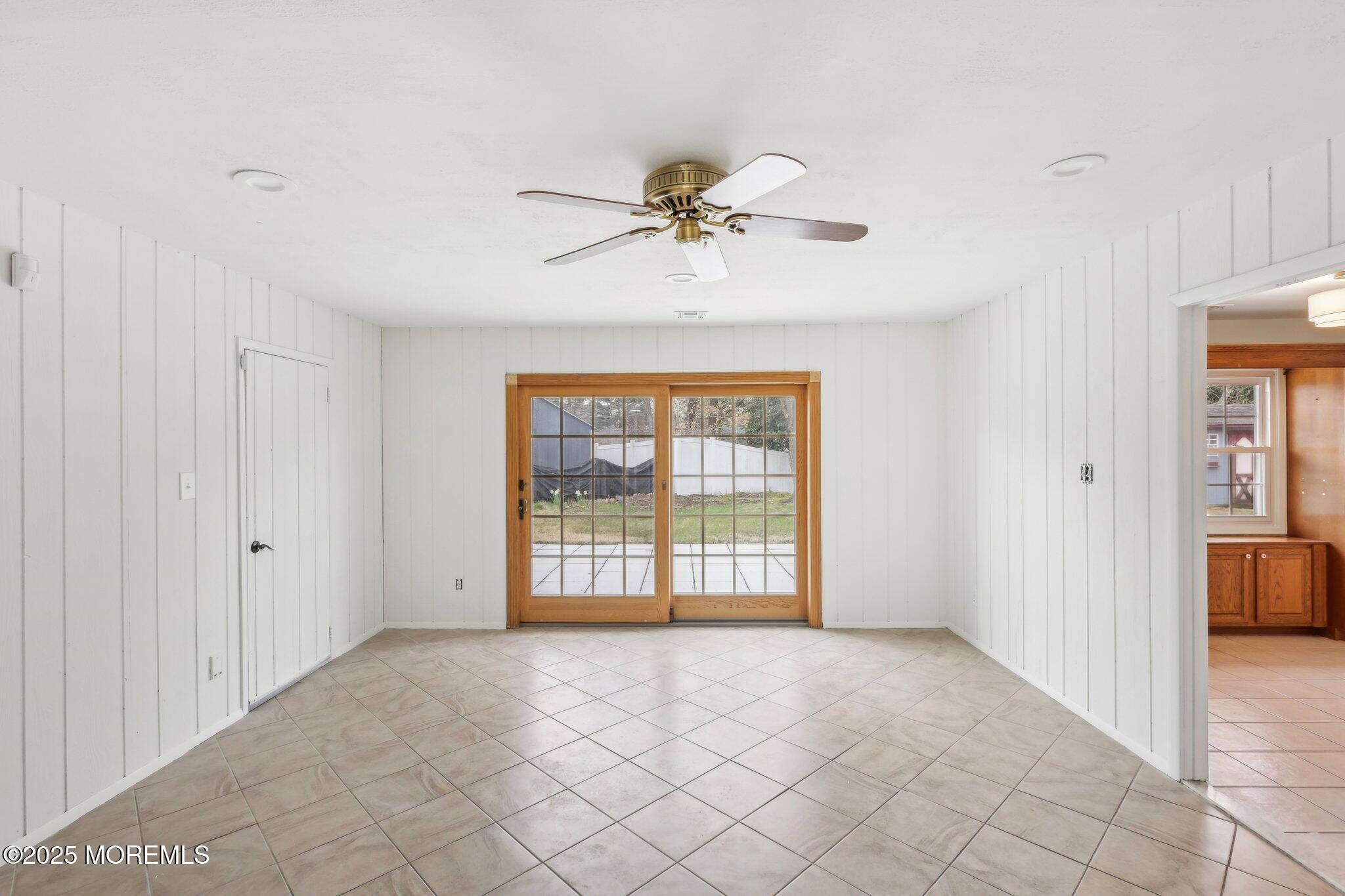 6 Macbeth Drive, Old Bridge, New Jersey image 14