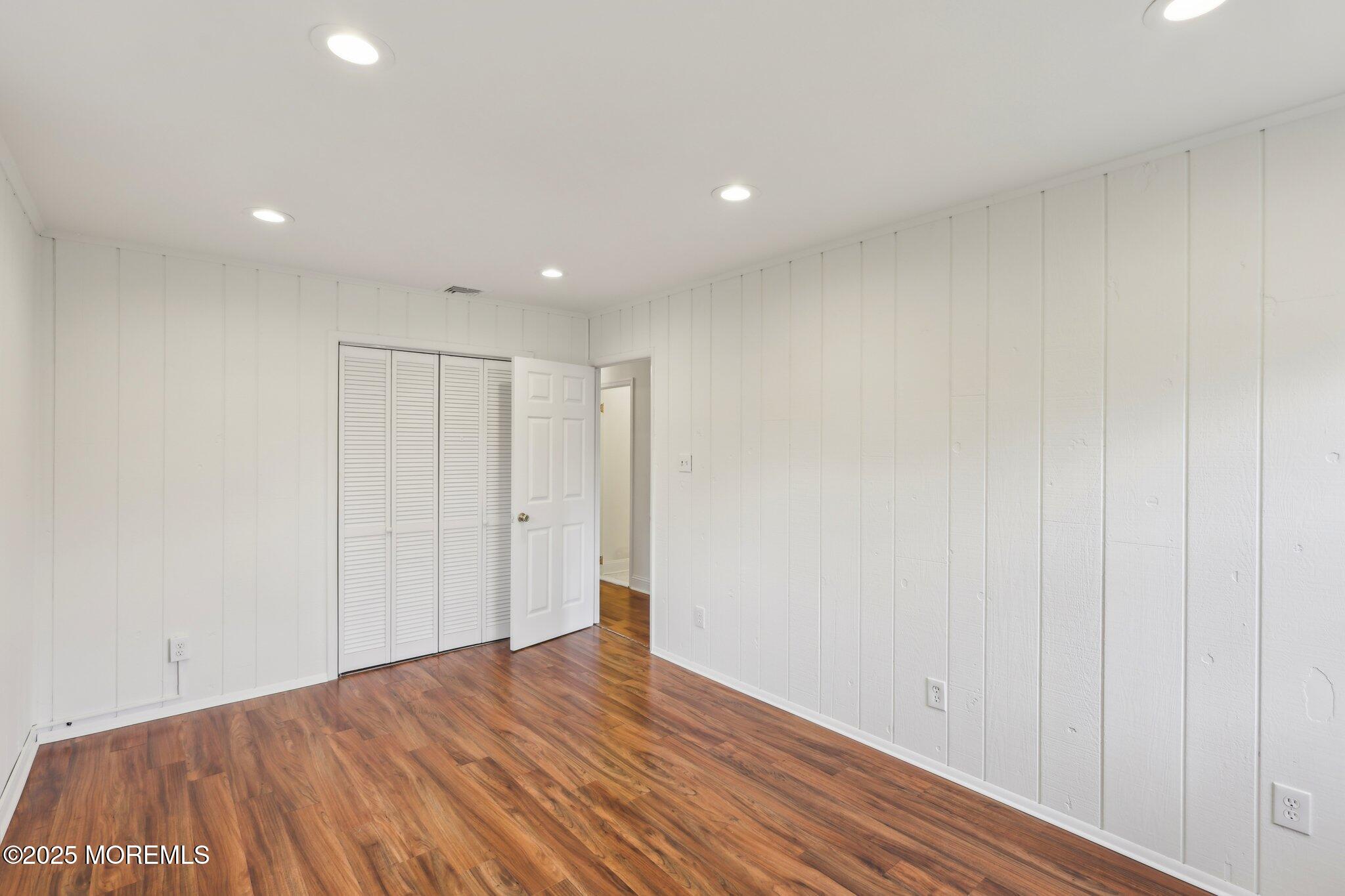 6 Macbeth Drive, Old Bridge, New Jersey image 24