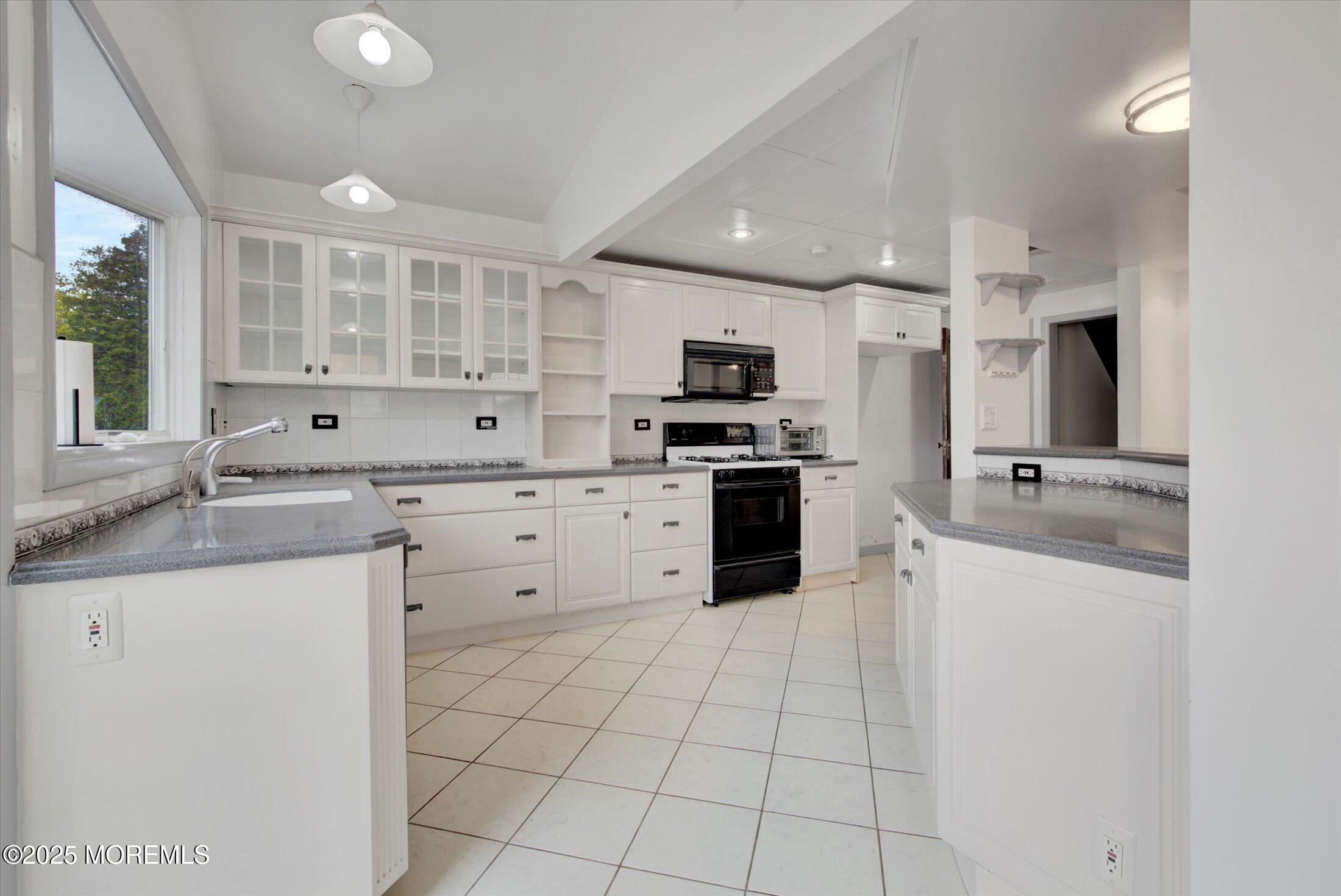 37 Johnson Avenue, Bloomfield, New Jersey image 12