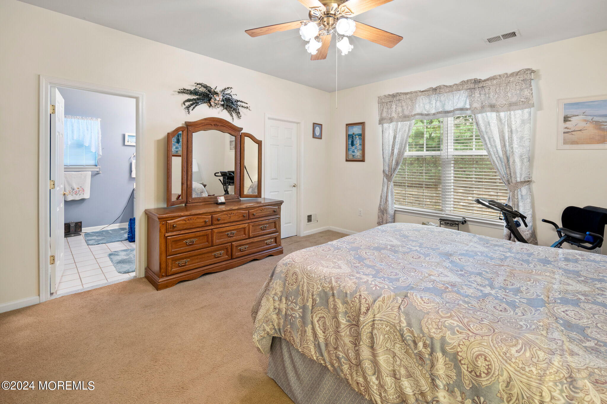 55 Hidden Lake Circle, Barnegat, New Jersey image 34