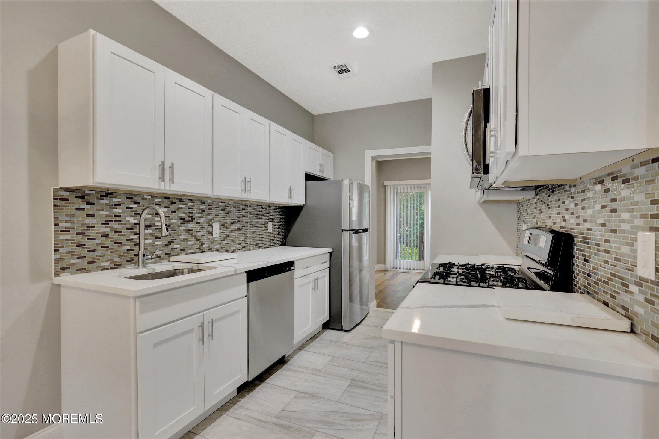 1103 Creamery Court, Freehold, New Jersey image 4