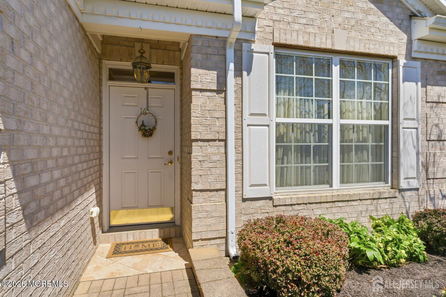 16 Barbaras Way