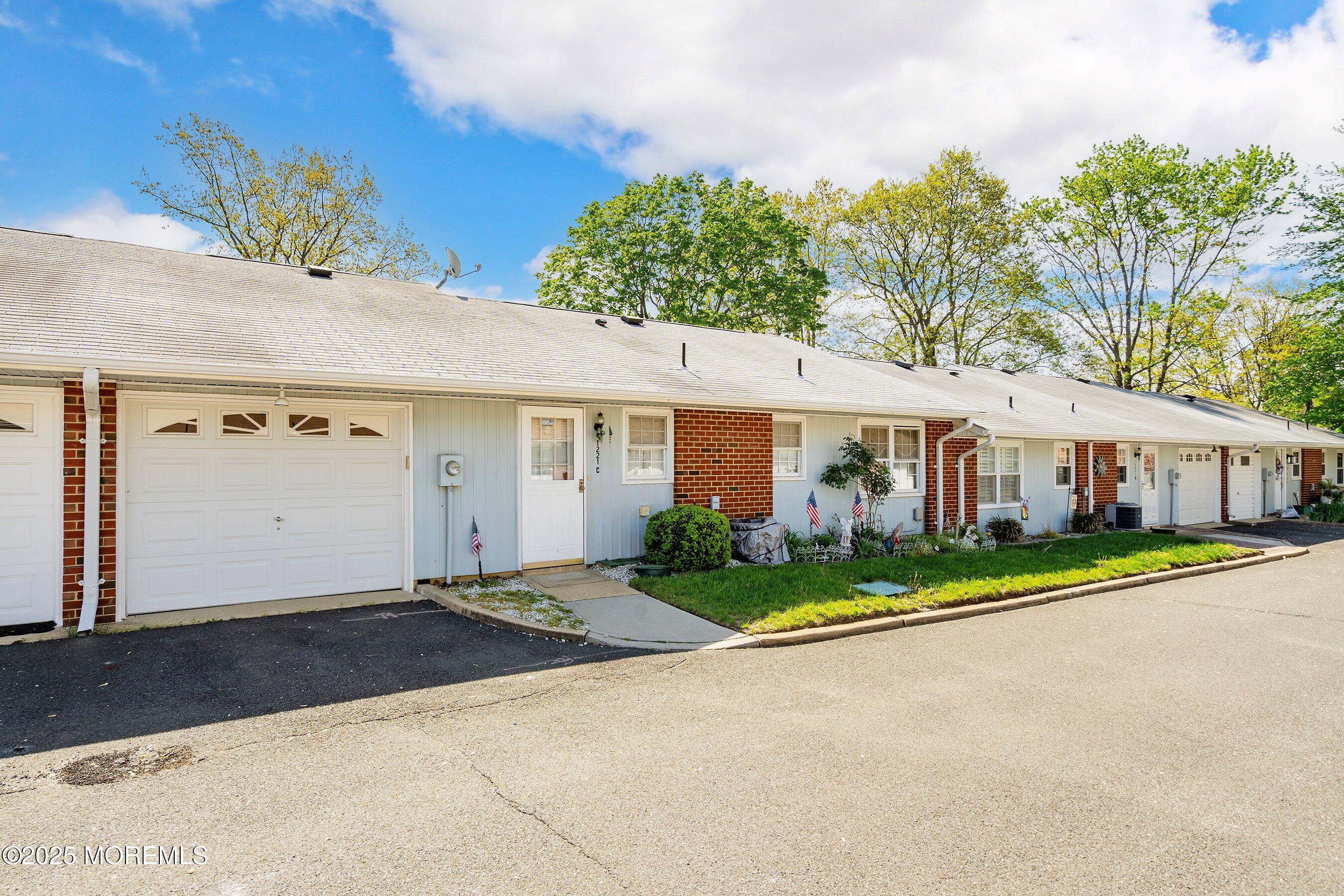 1221C Argyll Circle #C, Lakewood, New Jersey image 3