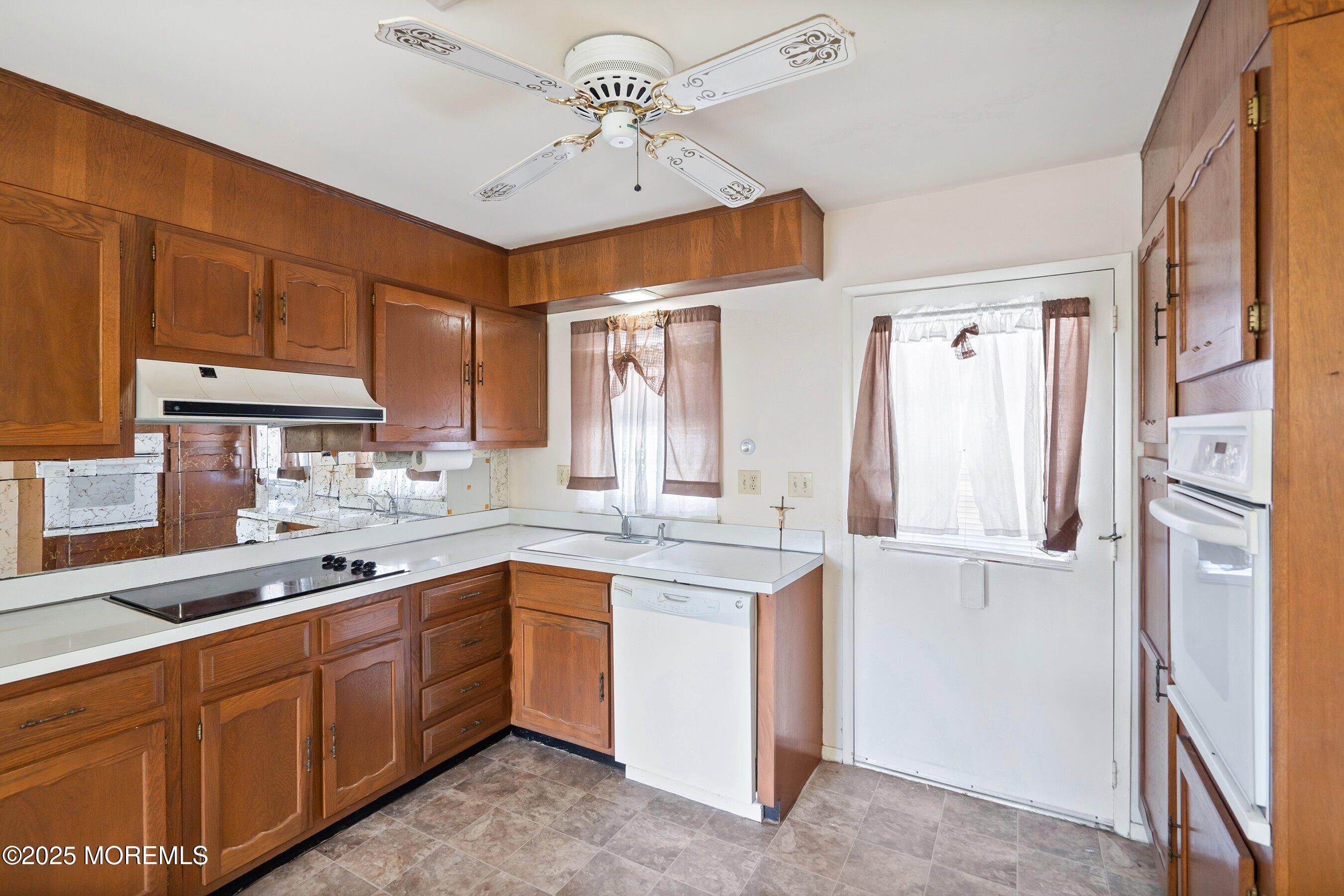 1221C Argyll Circle #C, Lakewood, New Jersey image 12