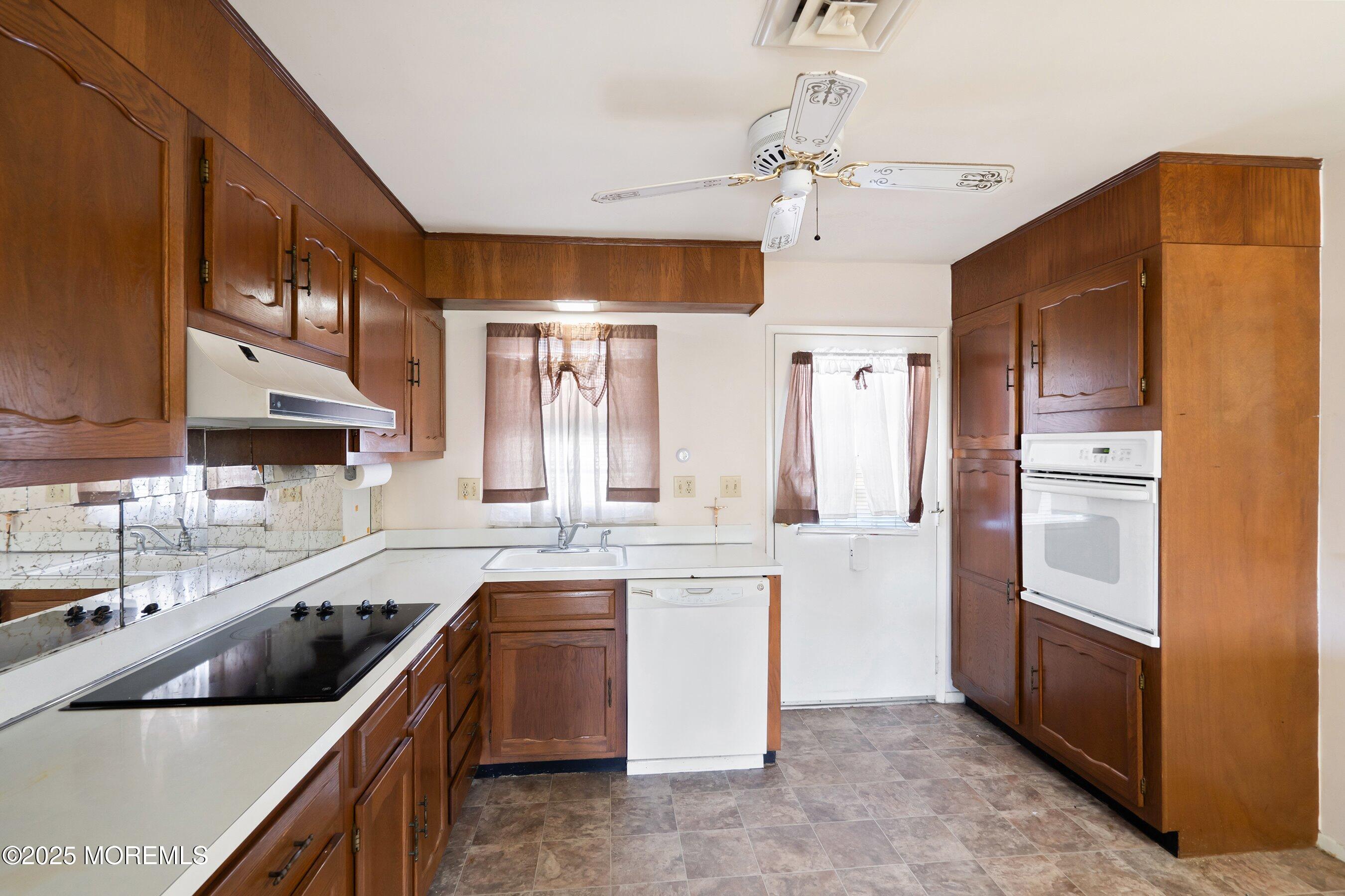 1221C Argyll Circle #C, Lakewood, New Jersey image 11