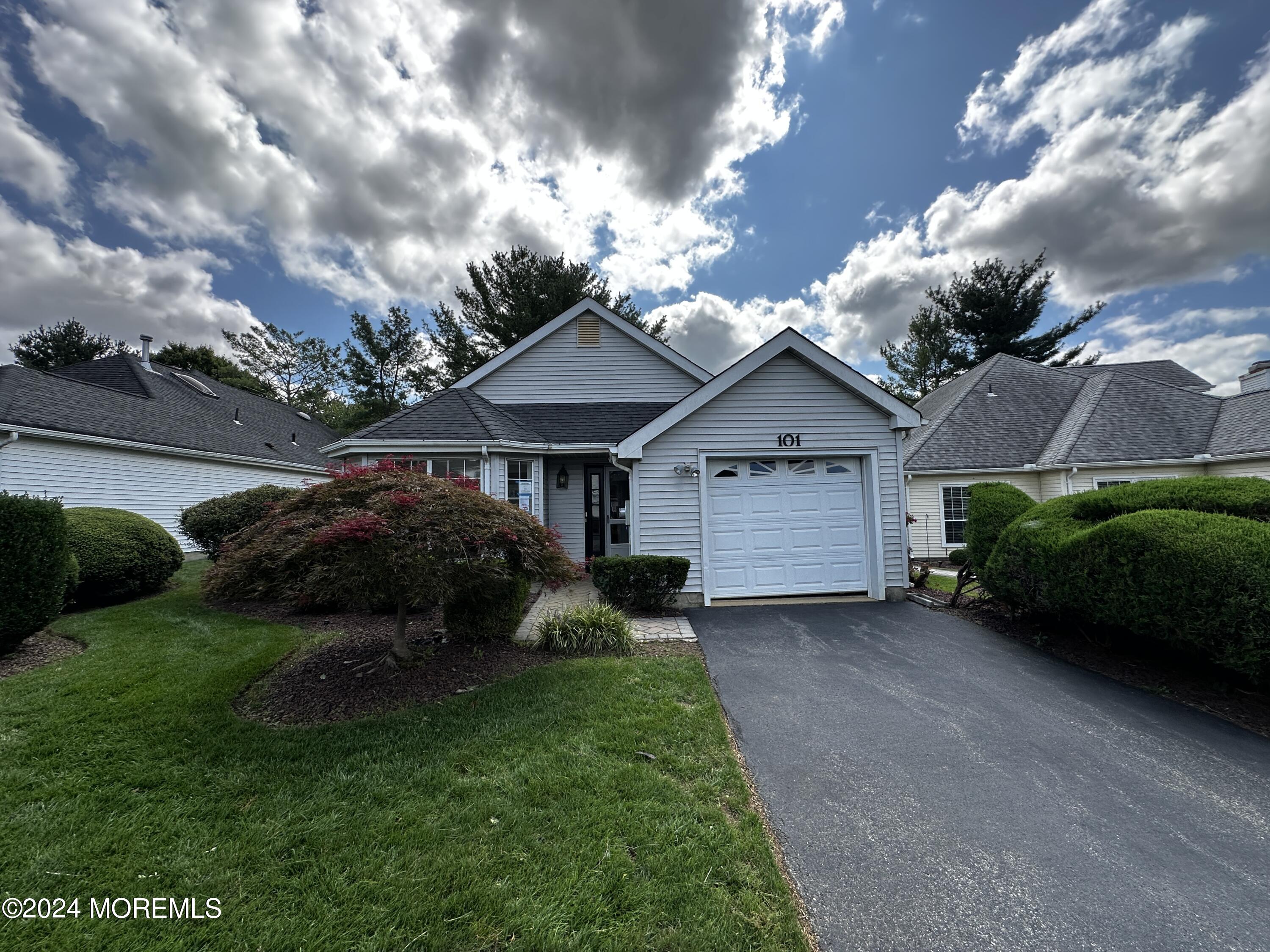 101 Almond Road, Freehold, New Jersey image 9