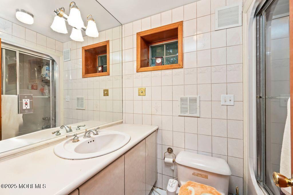 8 Tiberon Drive, Holmdel, New Jersey image 31