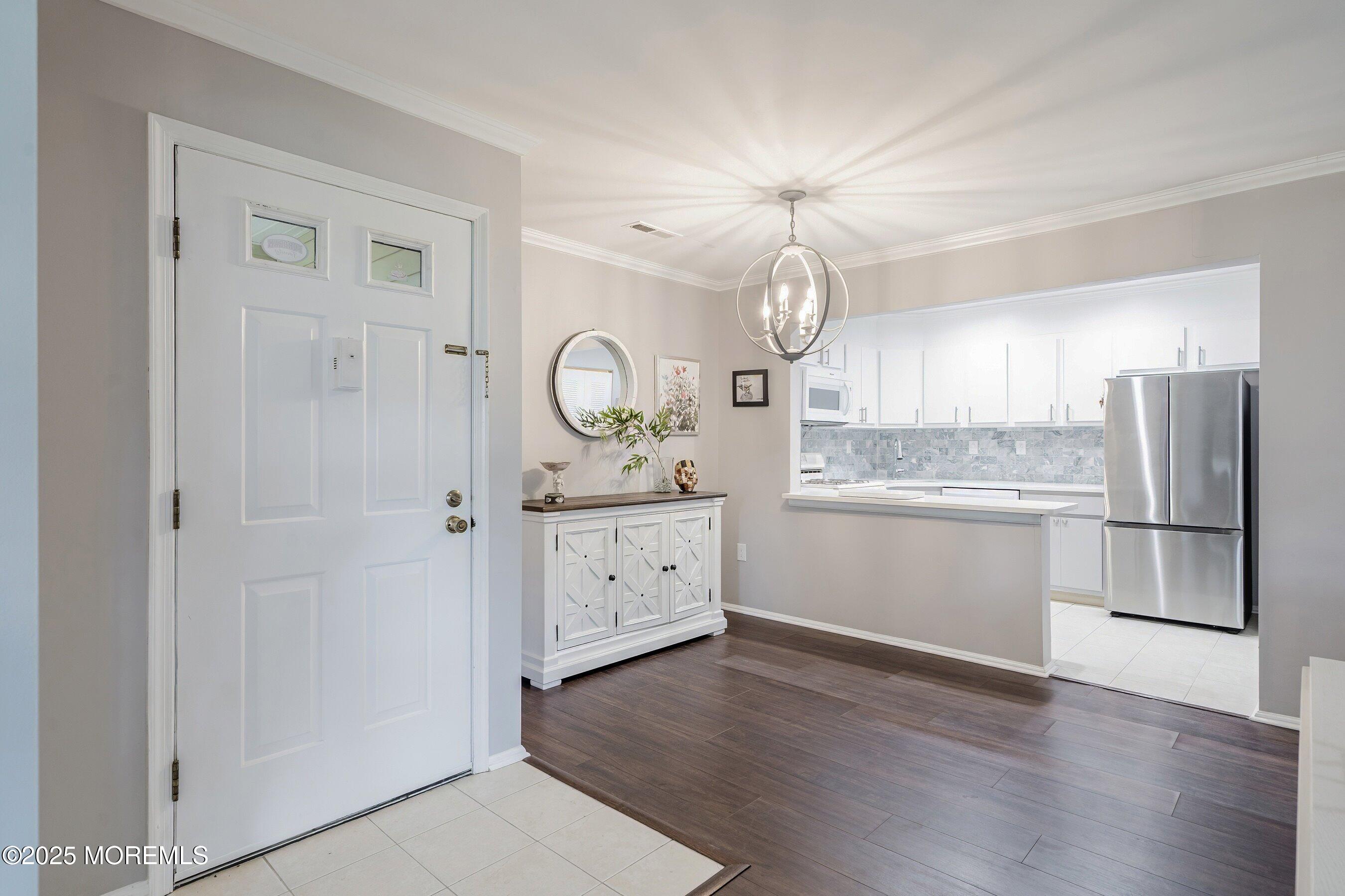 33 Honeysuckle Lane