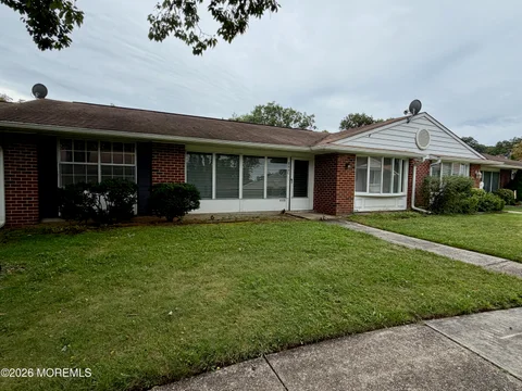 MLS: 22628715