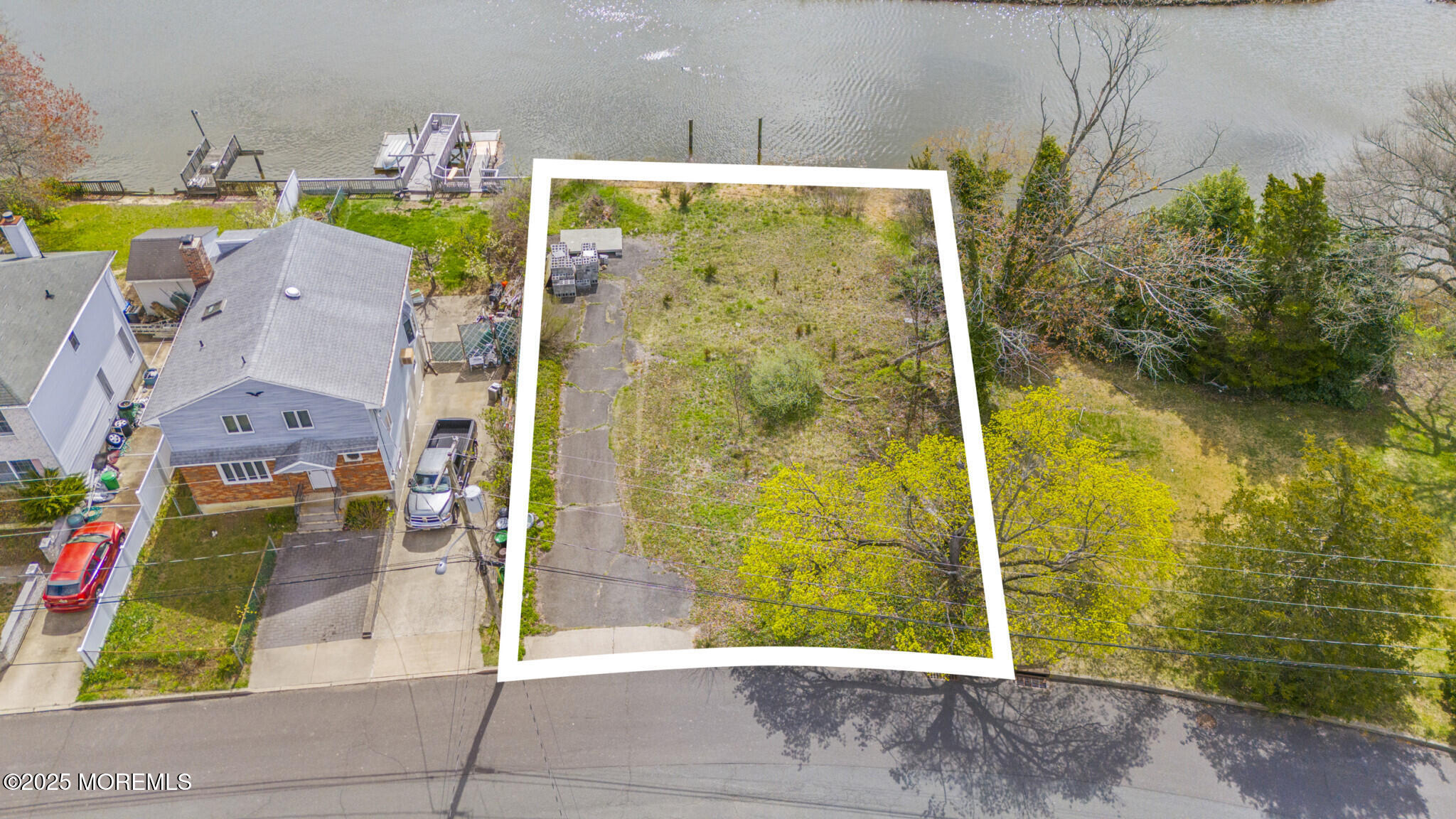357 Riverdale Drive, Keyport, New Jersey image 4
