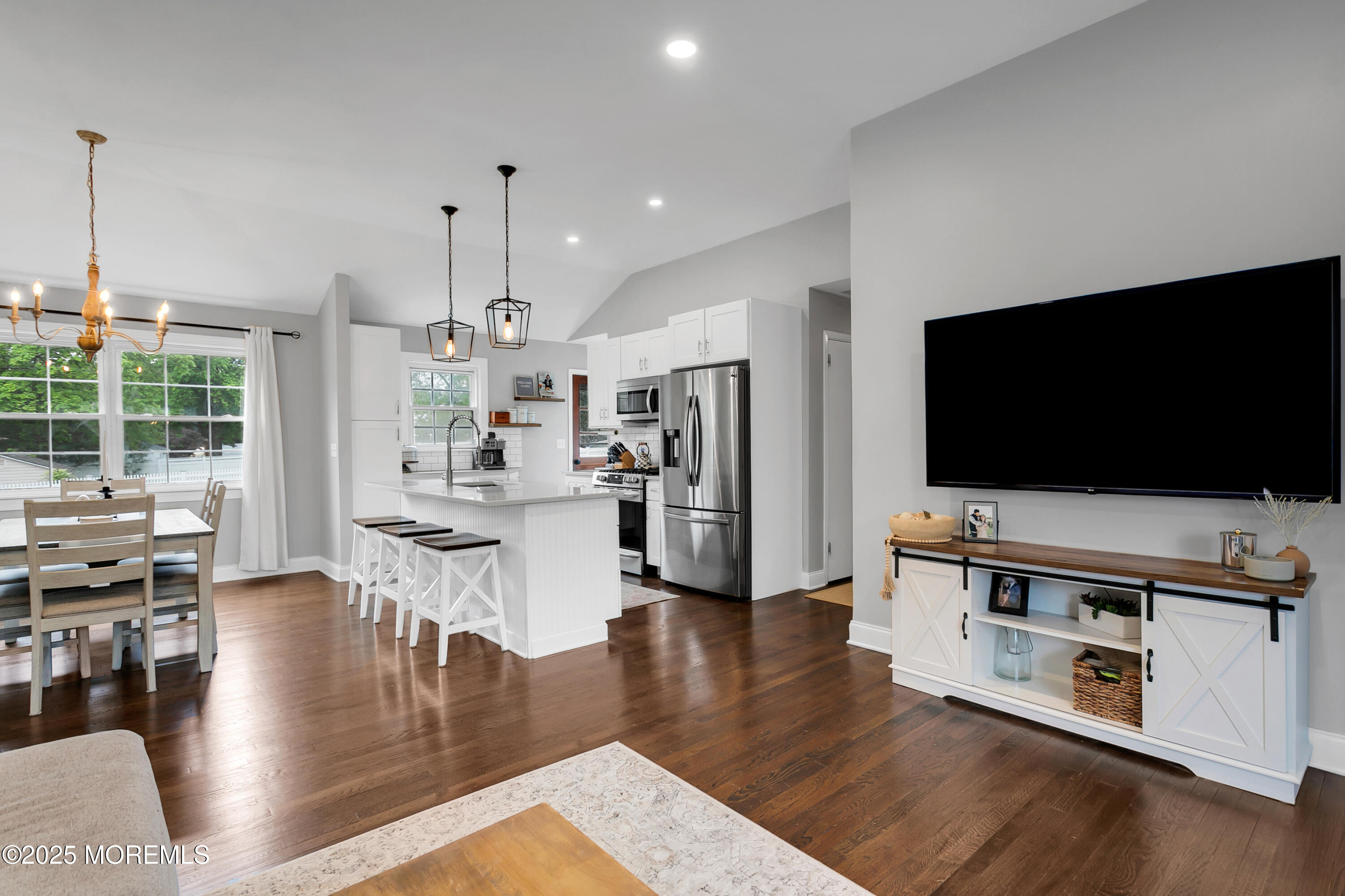 469 East Road, Belford, New Jersey image 16