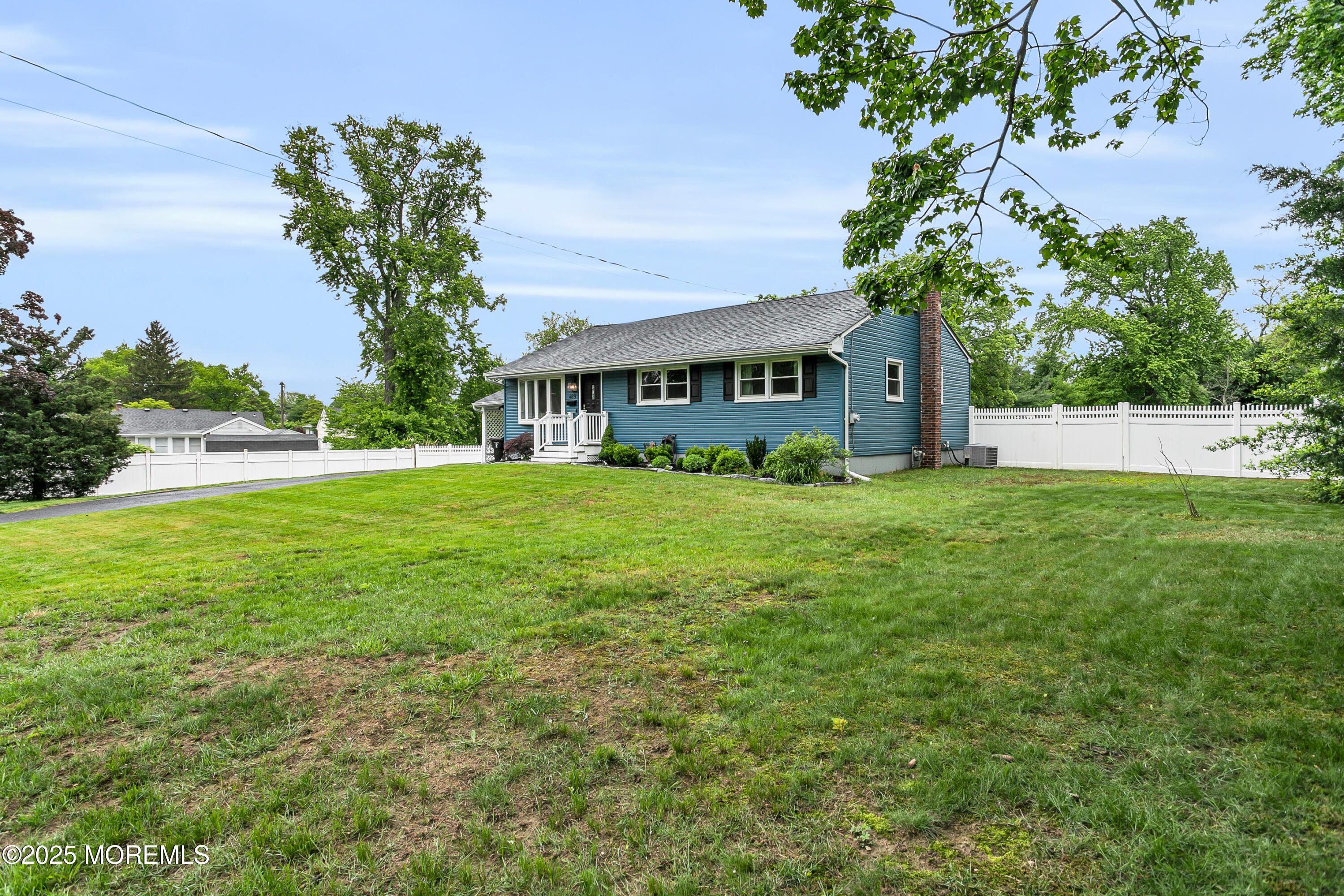 469 East Road, Belford, New Jersey image 37