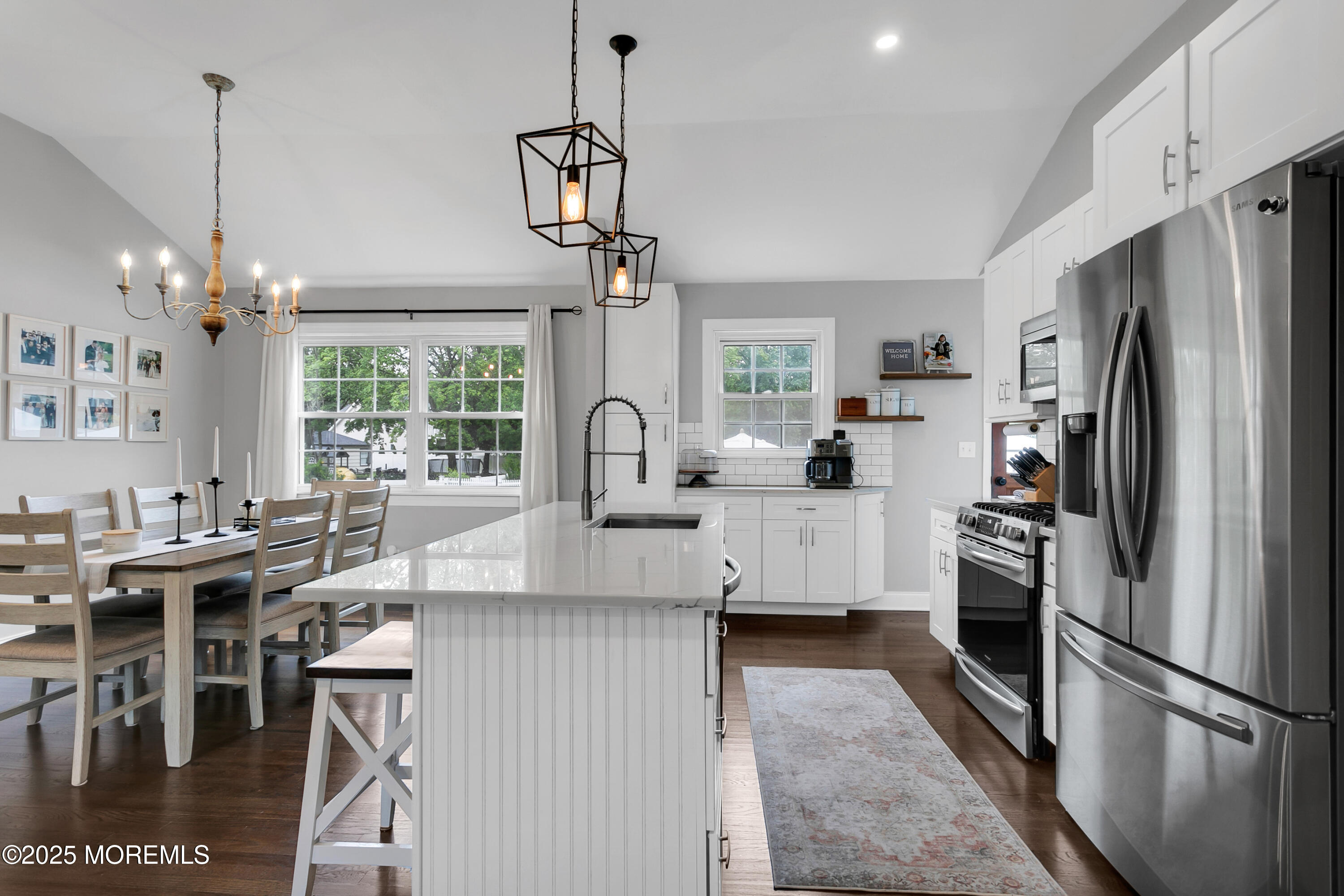 469 East Road, Belford, New Jersey image 17