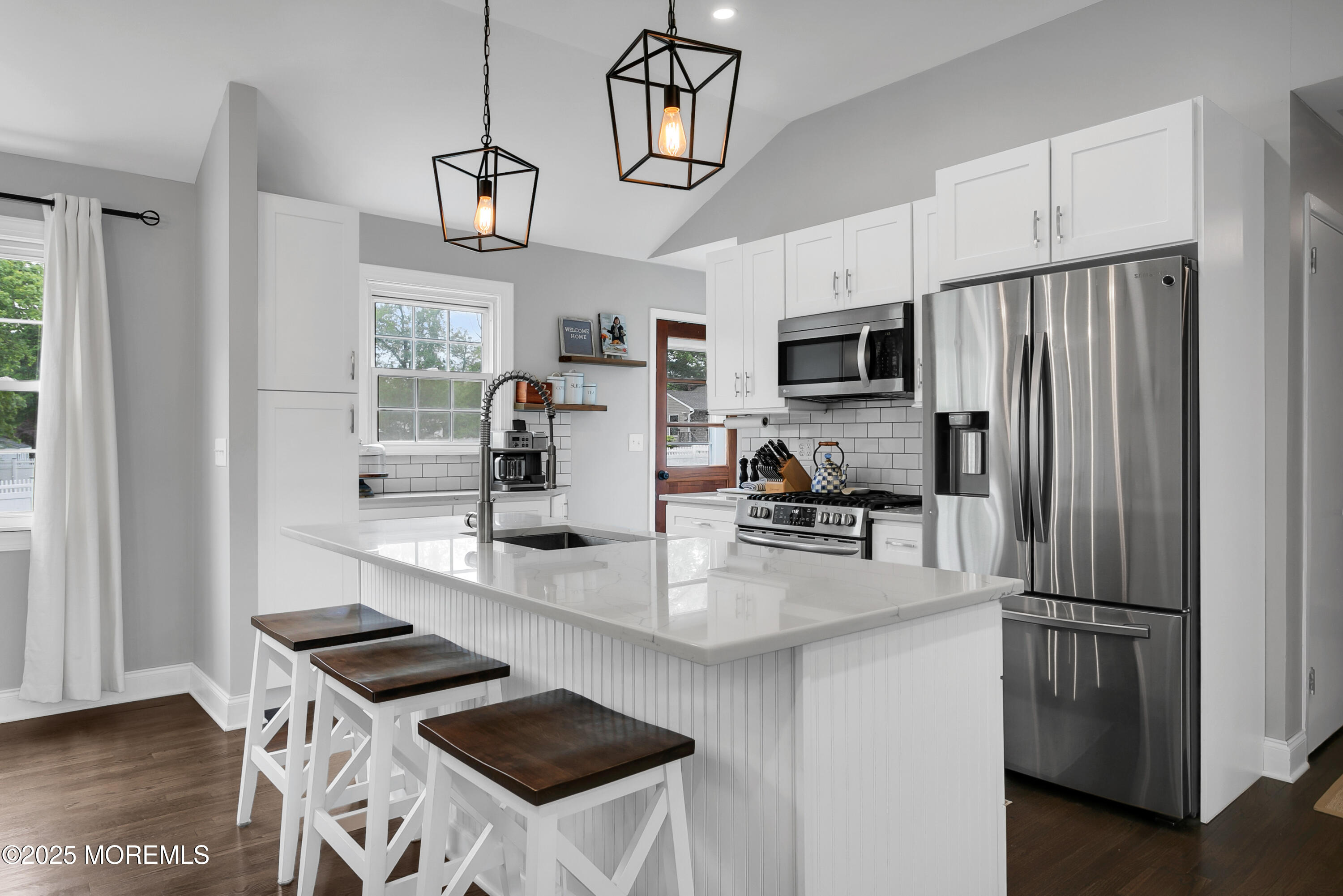 469 East Road, Belford, New Jersey image 8