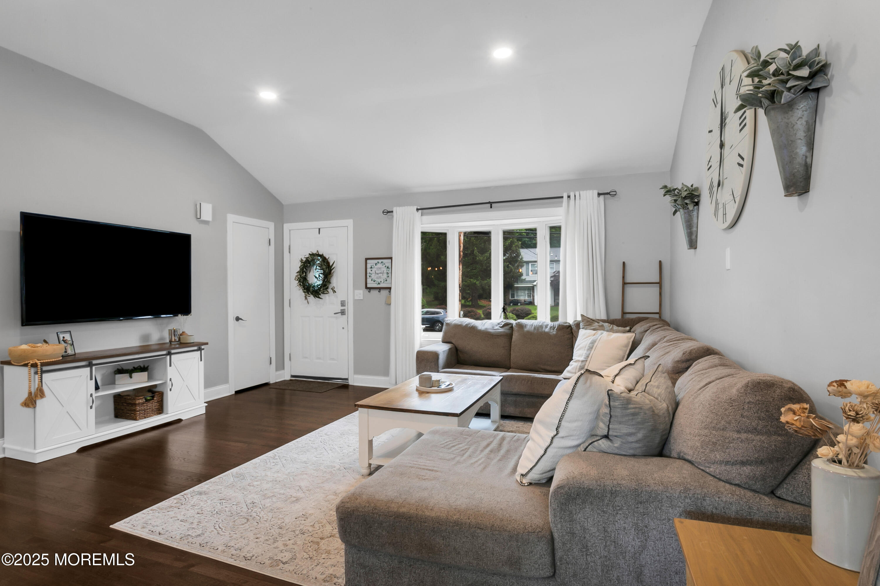469 East Road, Belford, New Jersey image 5