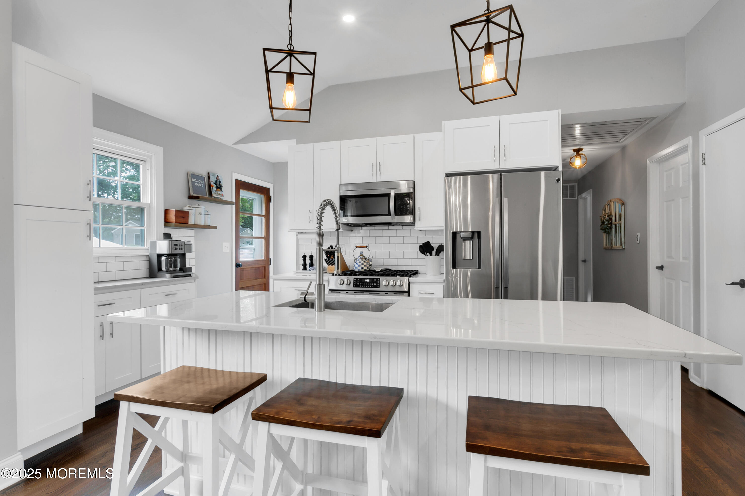 469 East Road, Belford, New Jersey image 12