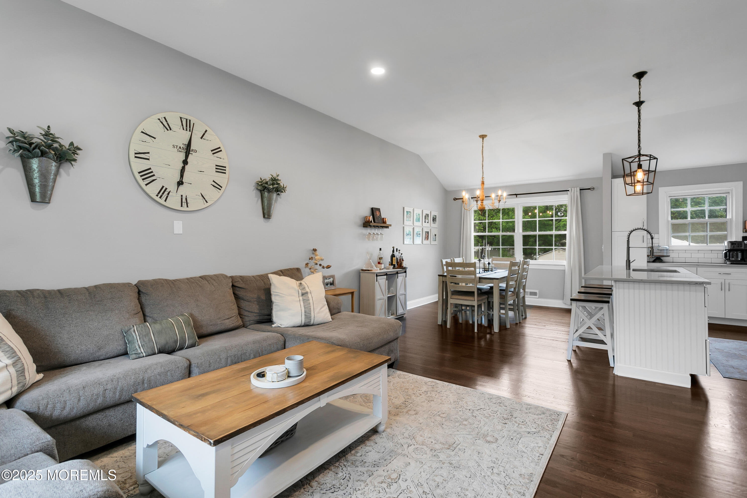 469 East Road, Belford, New Jersey image 15