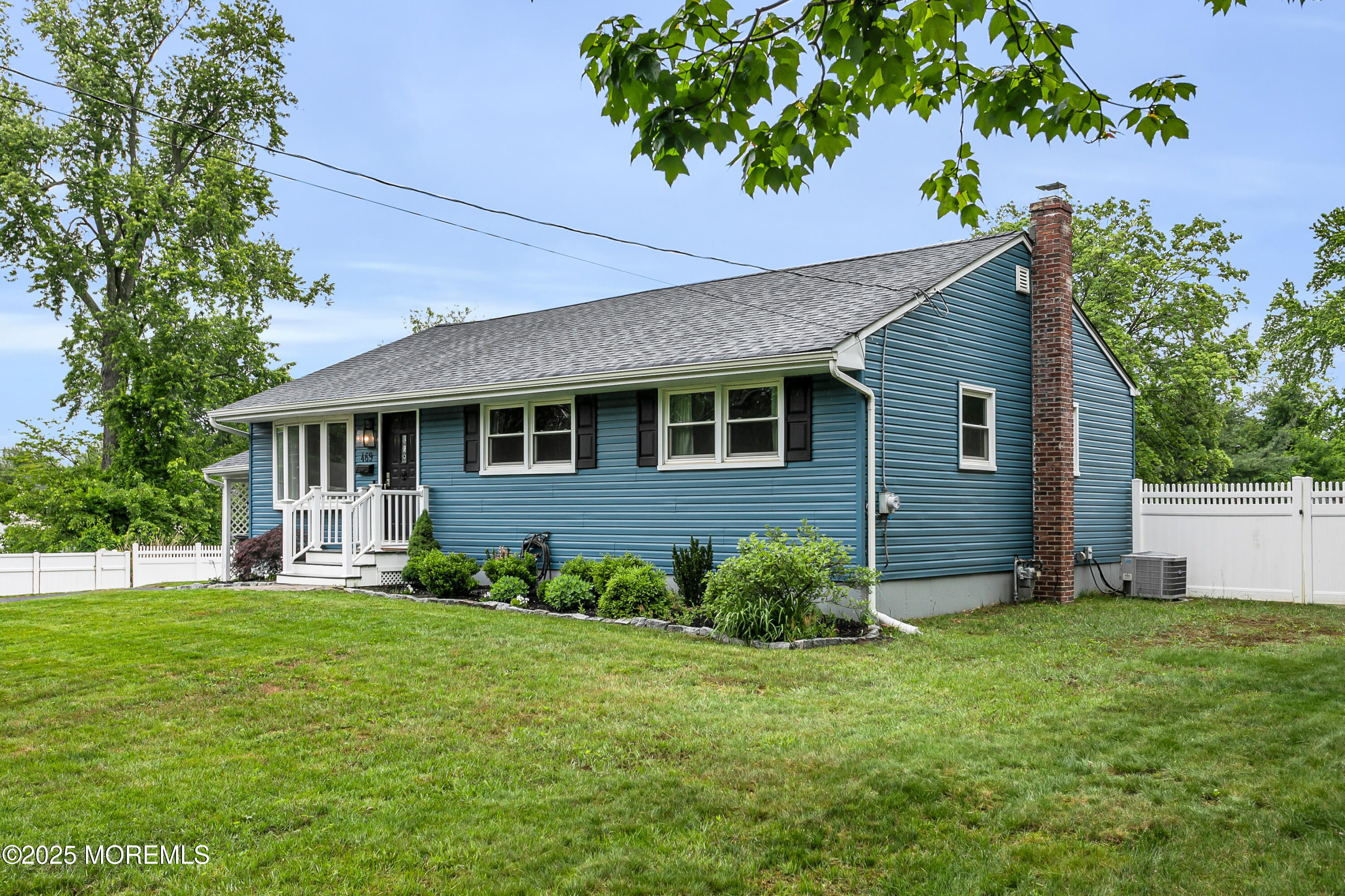 469 East Road, Belford, New Jersey image 40