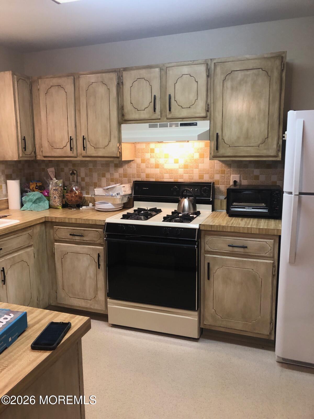15 Capri Court