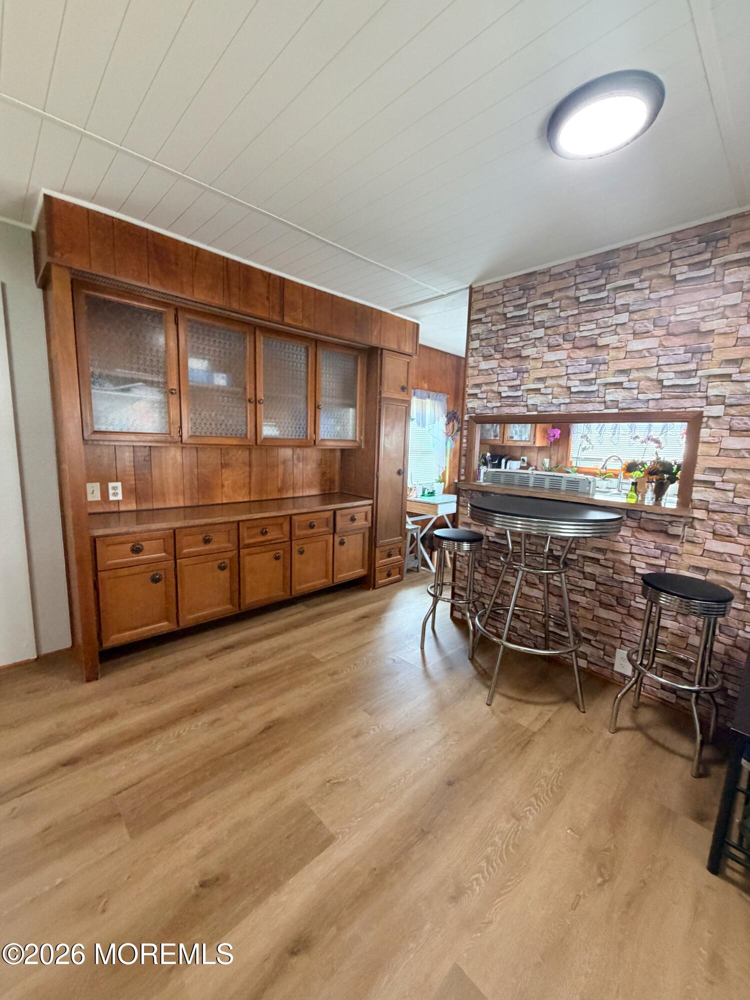 183 Farm Road