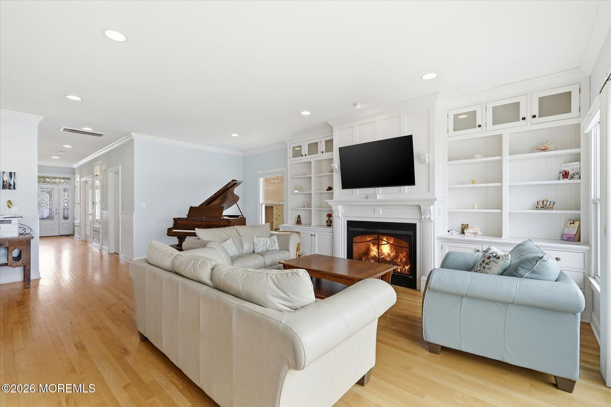 Point Pleasant Beach, New Jersey, 08742, United States, 5 Bedrooms Bedrooms, ,4 BathroomsBathrooms,Residential,Active,2043135