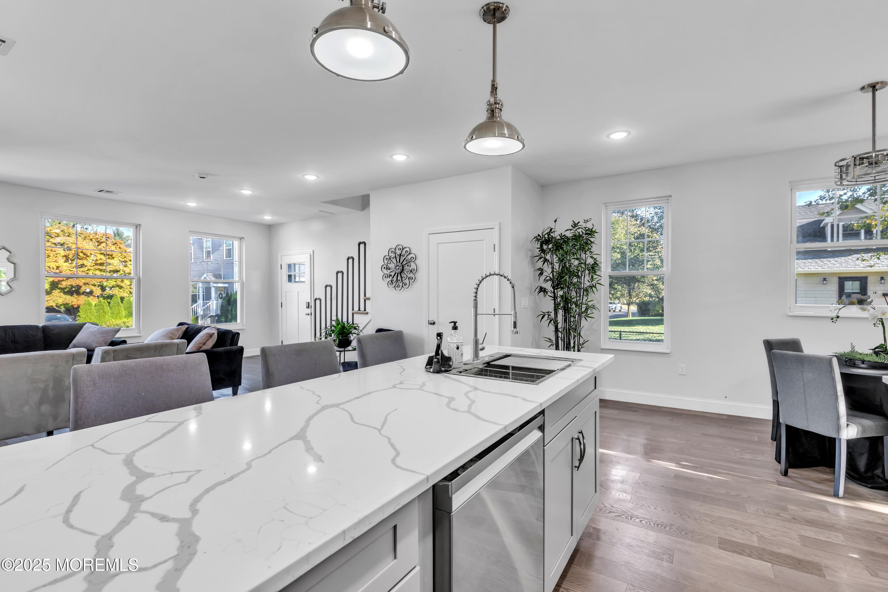 24 Albert Street, Red Bank, New Jersey image 2