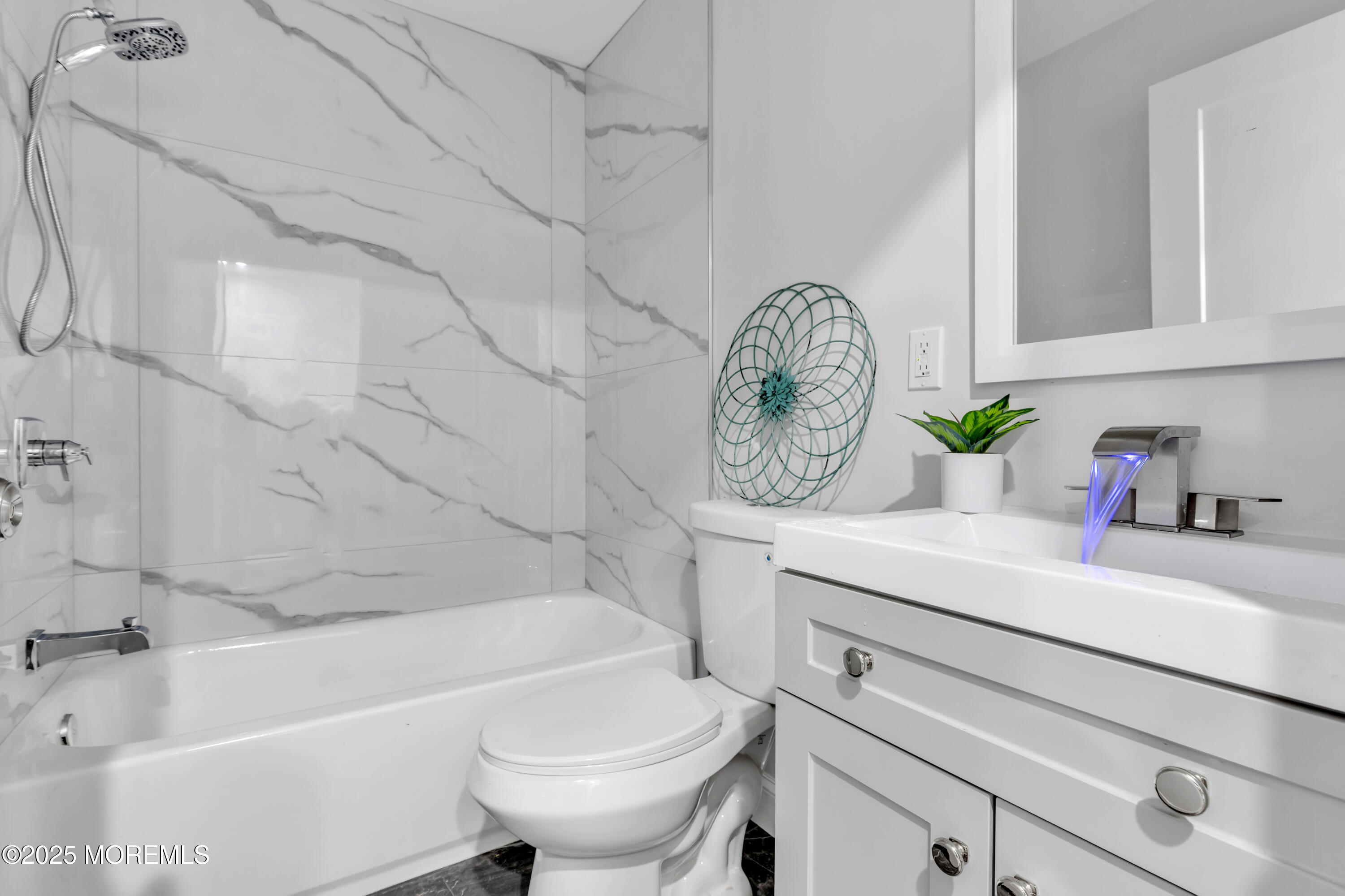 24 Albert Street, Red Bank, New Jersey image 25