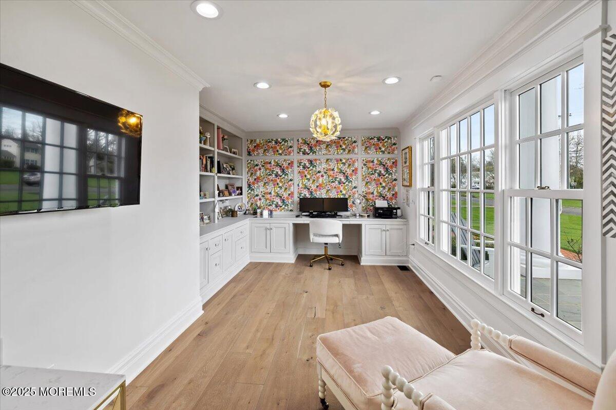 4 Broadmoor Drive