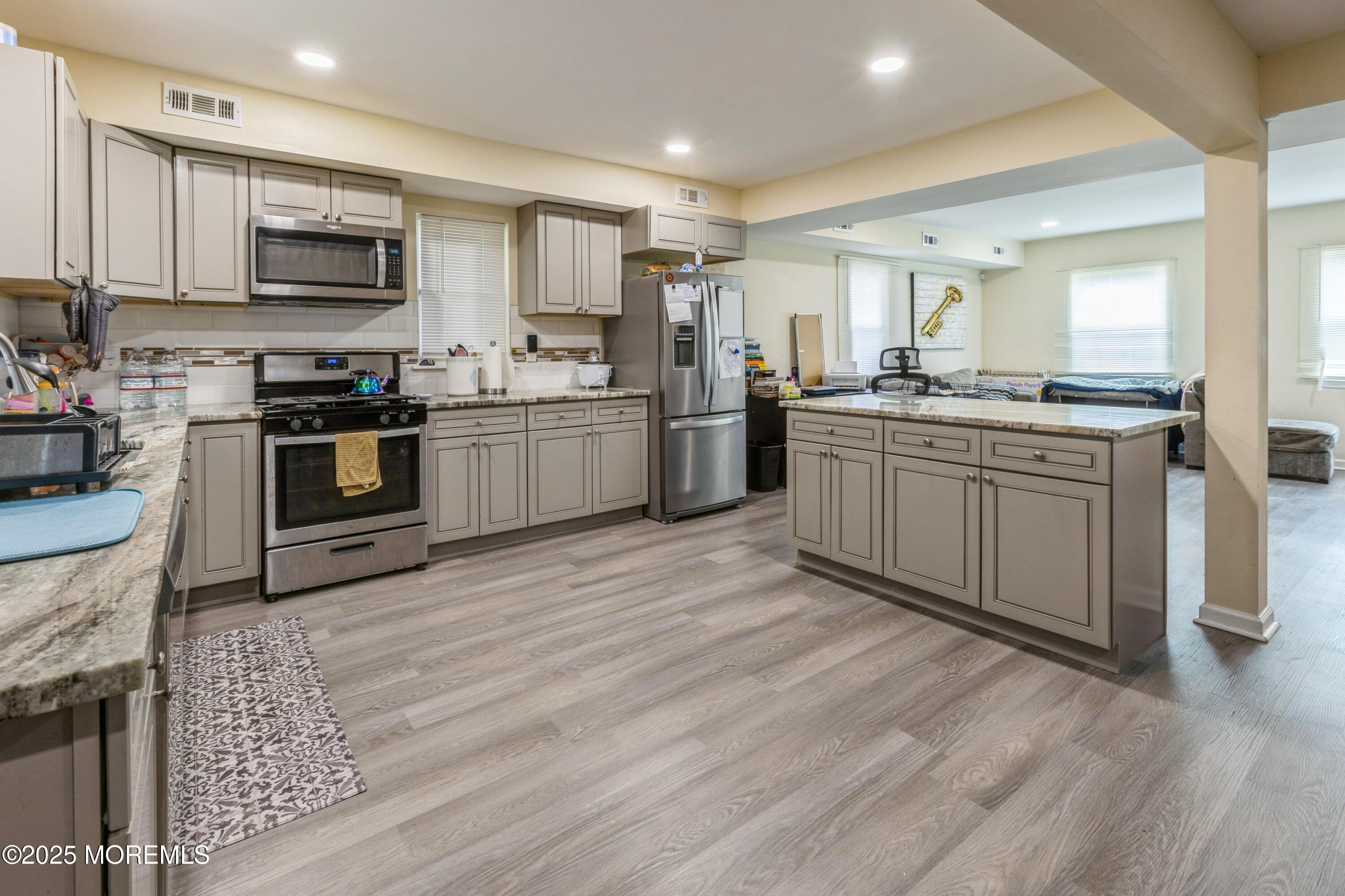 1603 Berkeley Avenue, Beachwood, New Jersey image 3