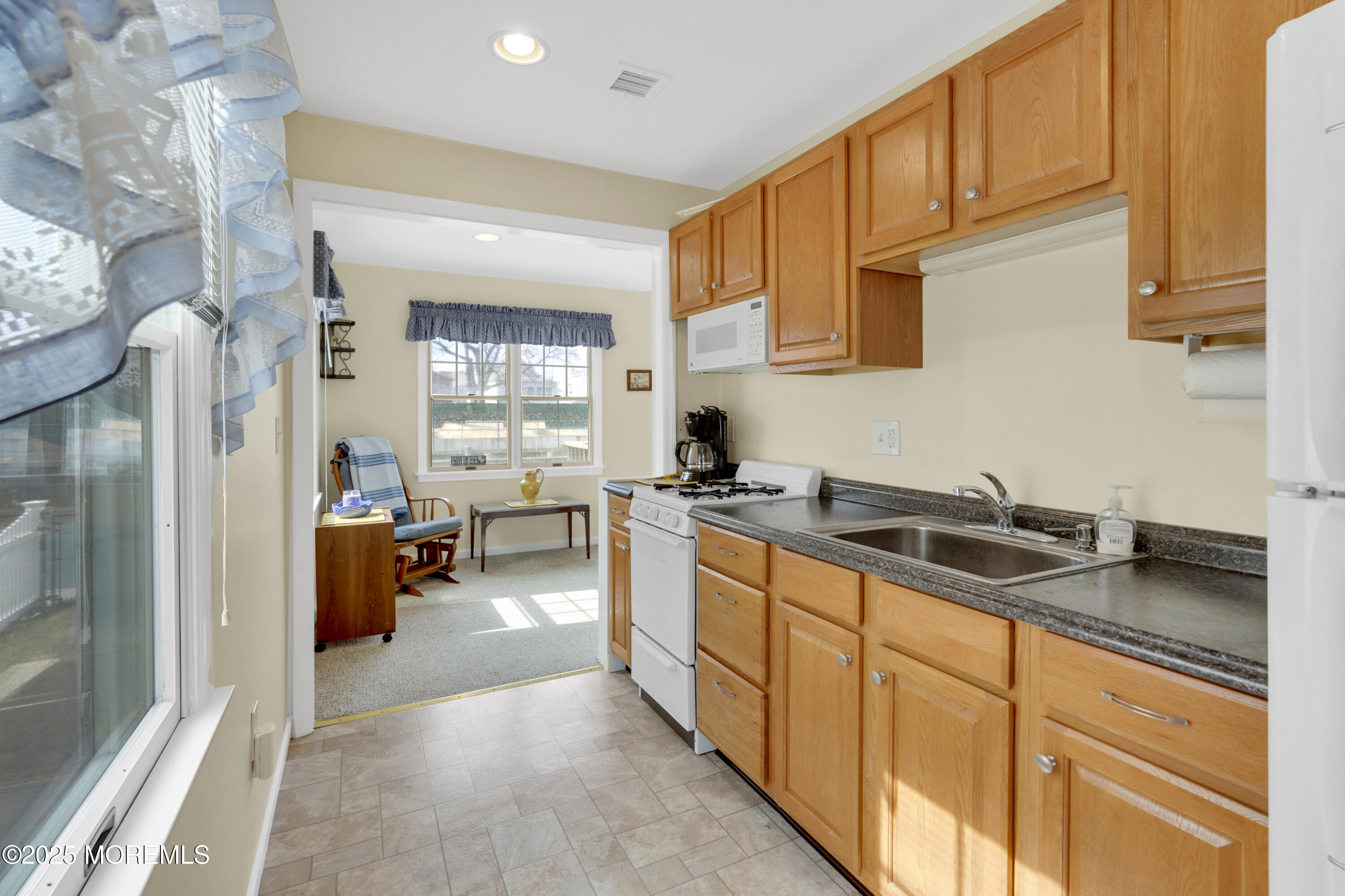 61 Snug Harbor Avenue, Highlands, New Jersey image 11