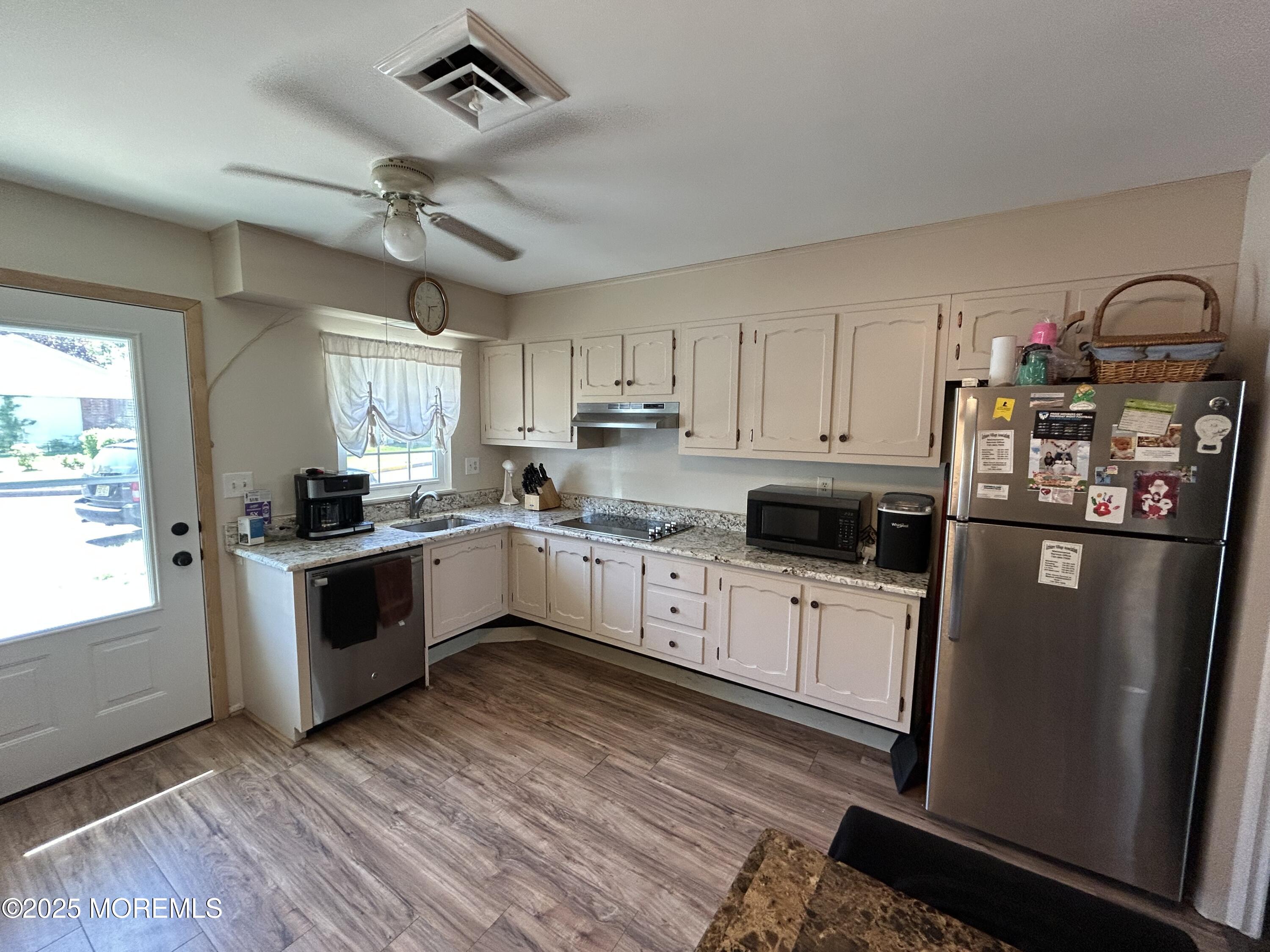 438B Portsmouth Drive, Lakewood, New Jersey image 7