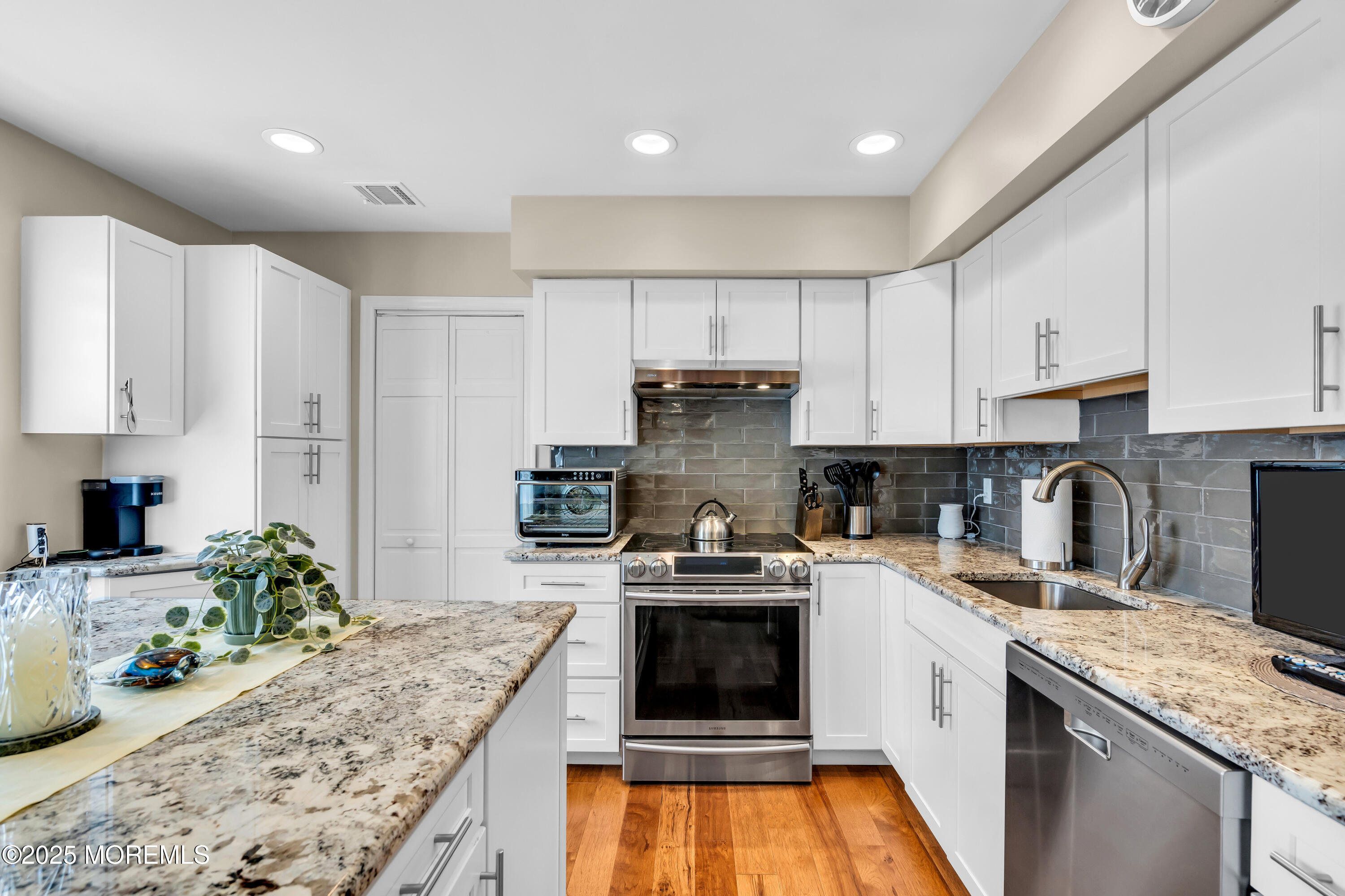 1016 Seventh Avenue, Toms River, New Jersey image 13