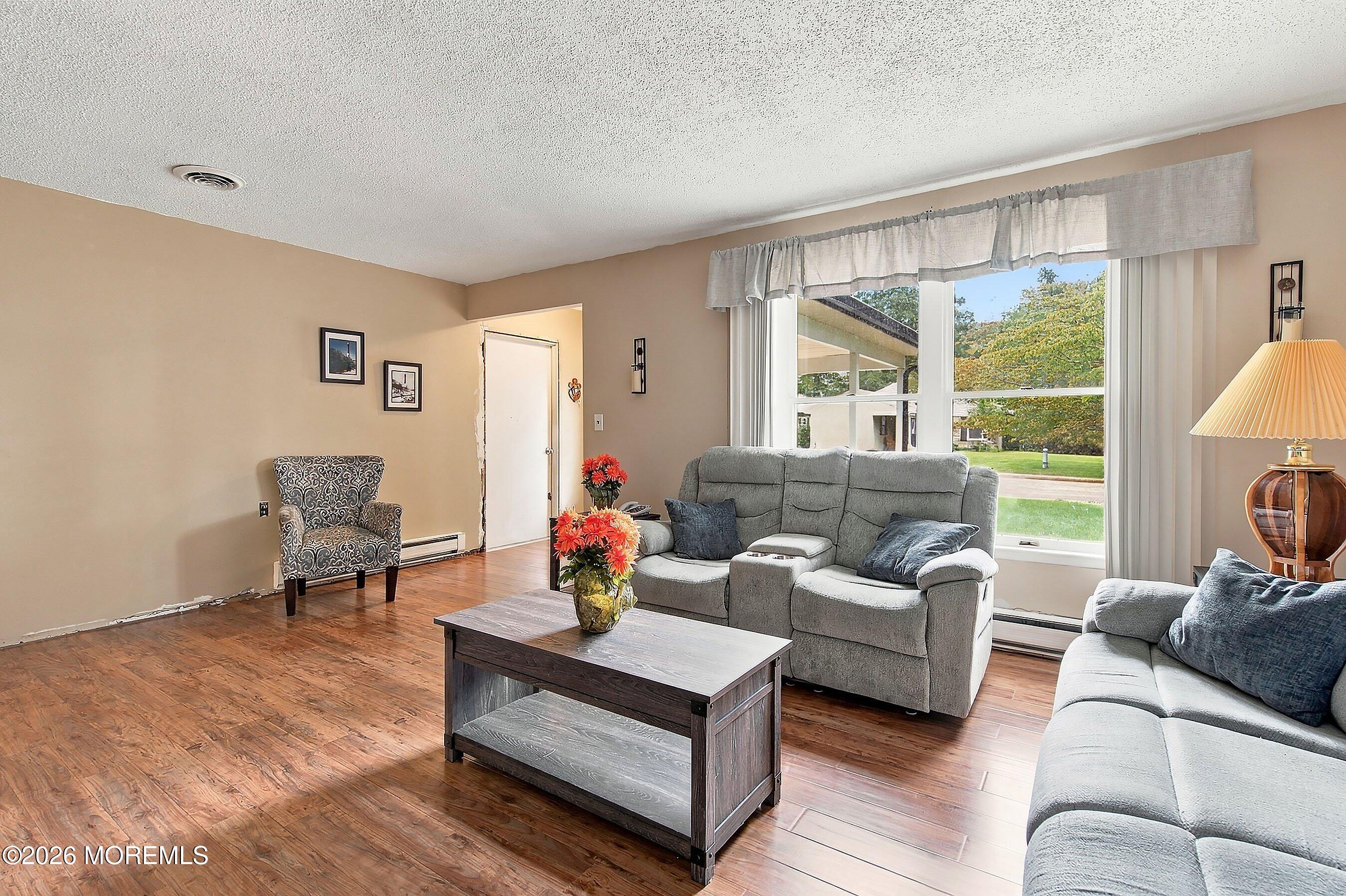 206 Lexington Drive