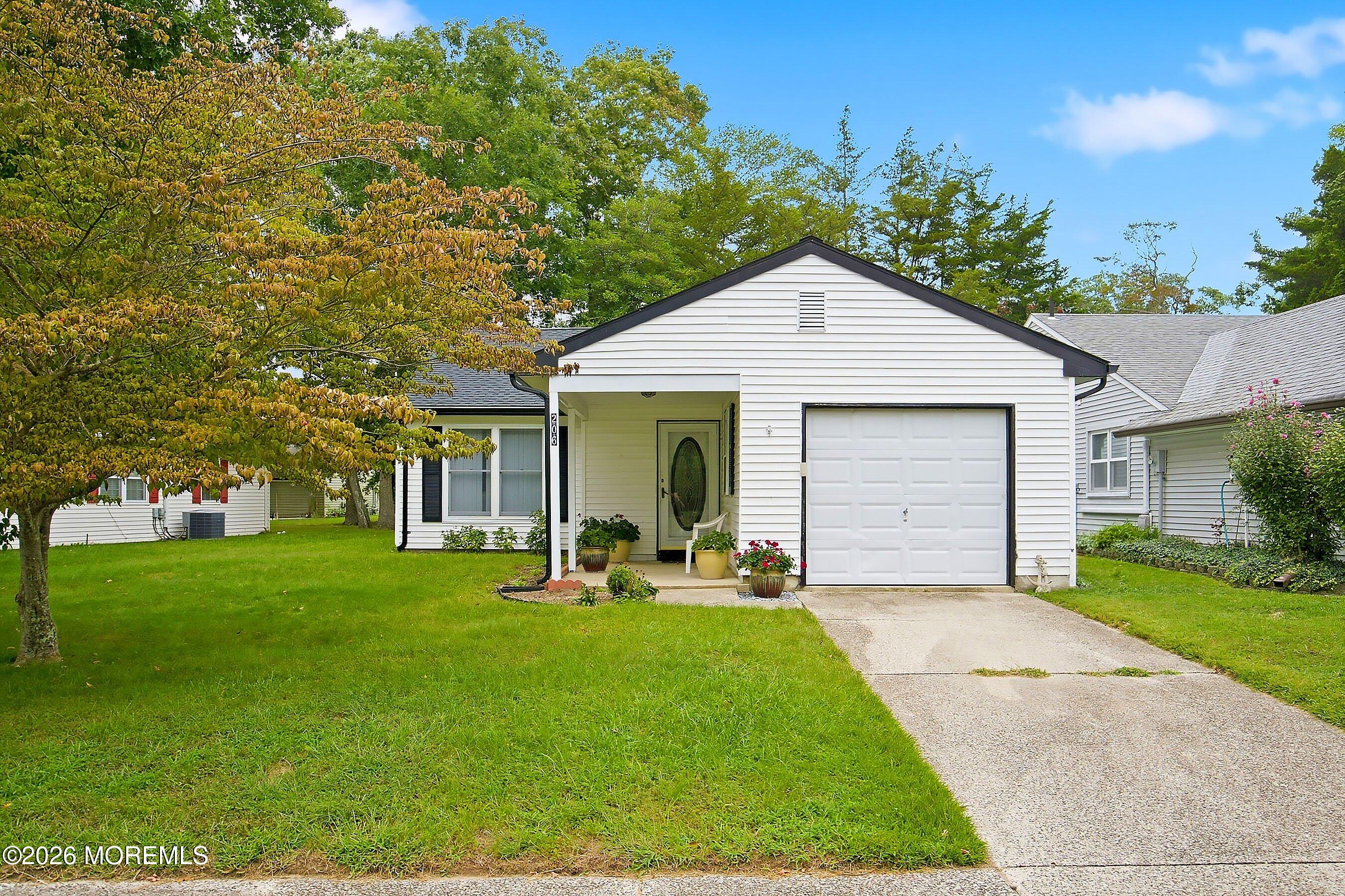 206 Lexington Drive