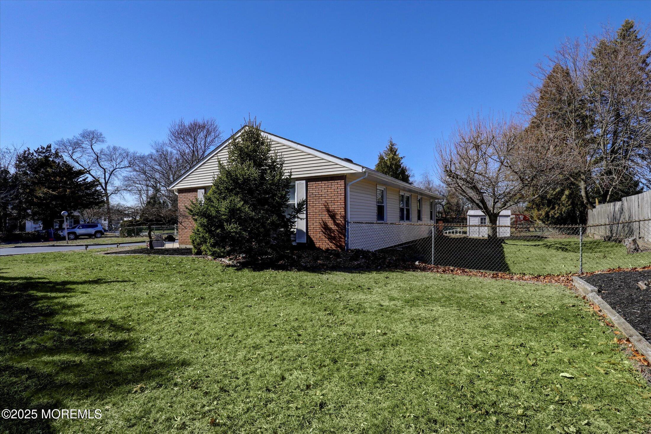 1 Peach Tree Road, Oakhurst, New Jersey image 15
