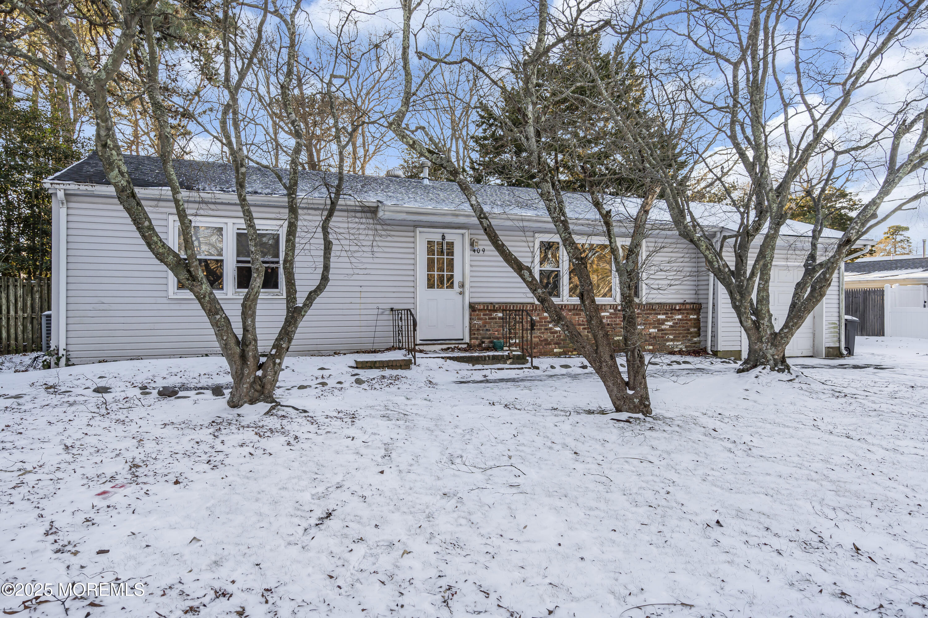 409 Nautilus Boulevard, Forked River, South Dakota image 2