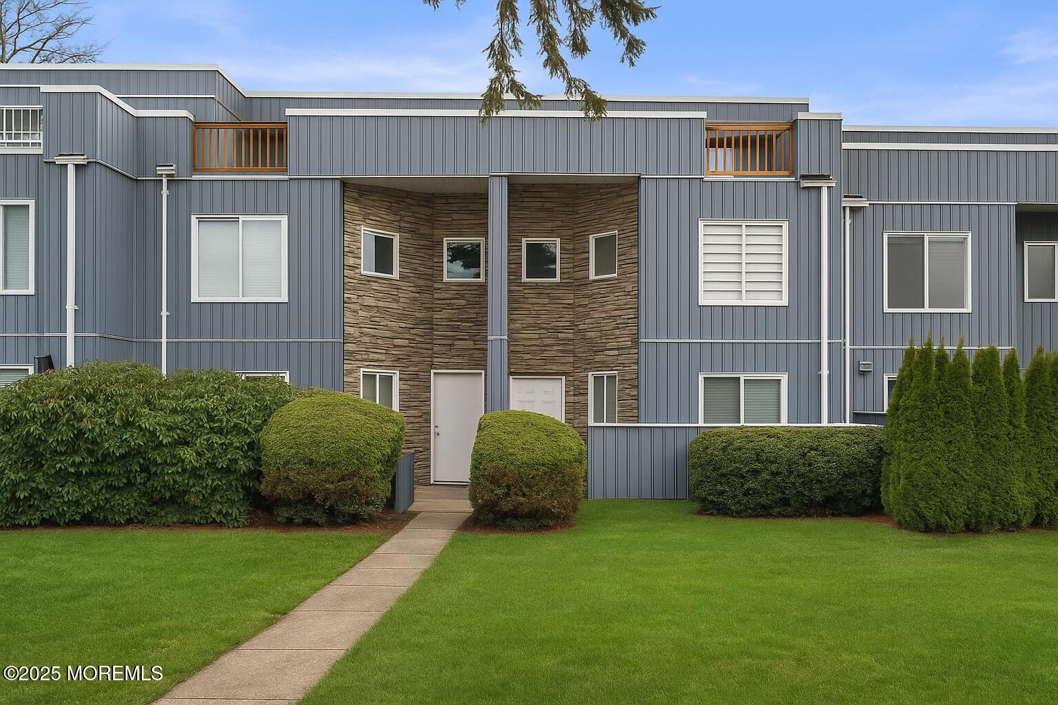 96 Cedar Avenue #6, Long Branch, South Dakota image 1