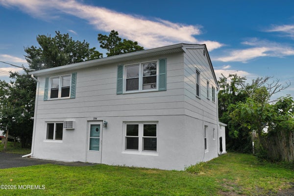 704 MOUNT PL, POINT PLEASANT BORO, NJ 08742 - Image 98b6f27f1cb1cd5b1a07d618d21bdfcd/422642007