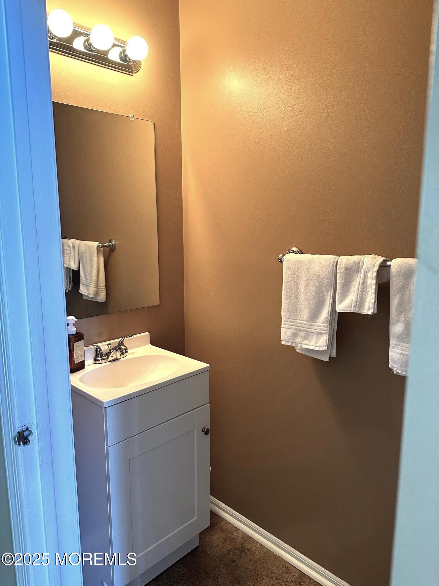 14 Diamond Lane, Howell, New Jersey image 17