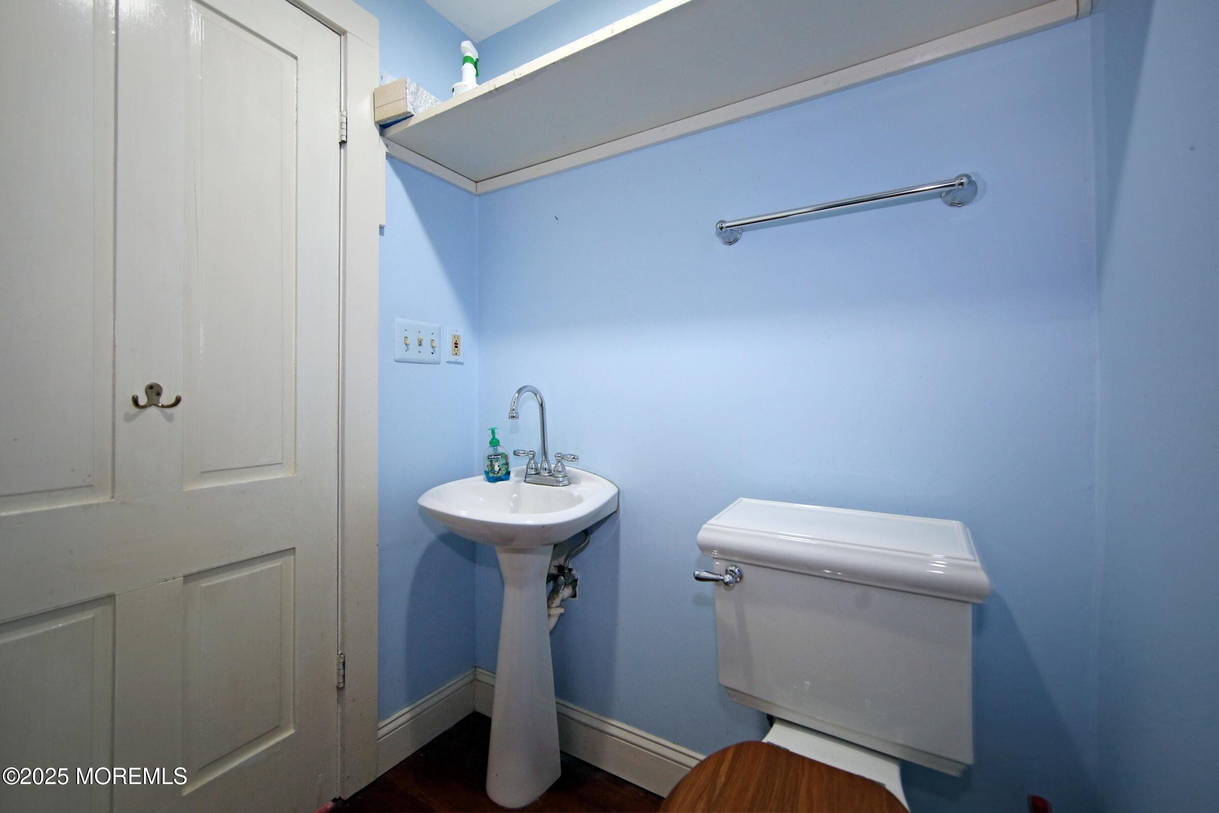 40 Riverside Avenue, Oceanport, New Jersey image 20