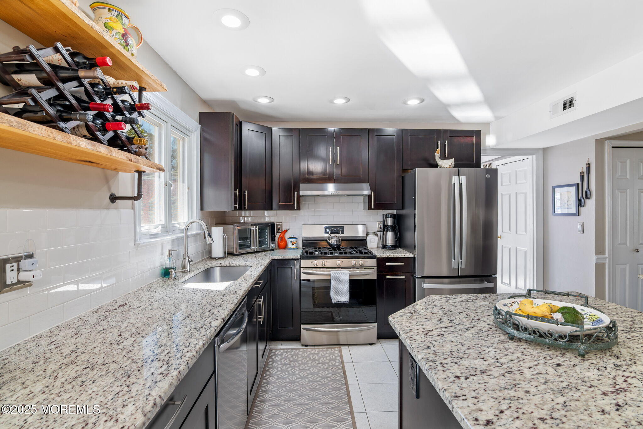 94 Heritage Drive, Howell, New Jersey image 18