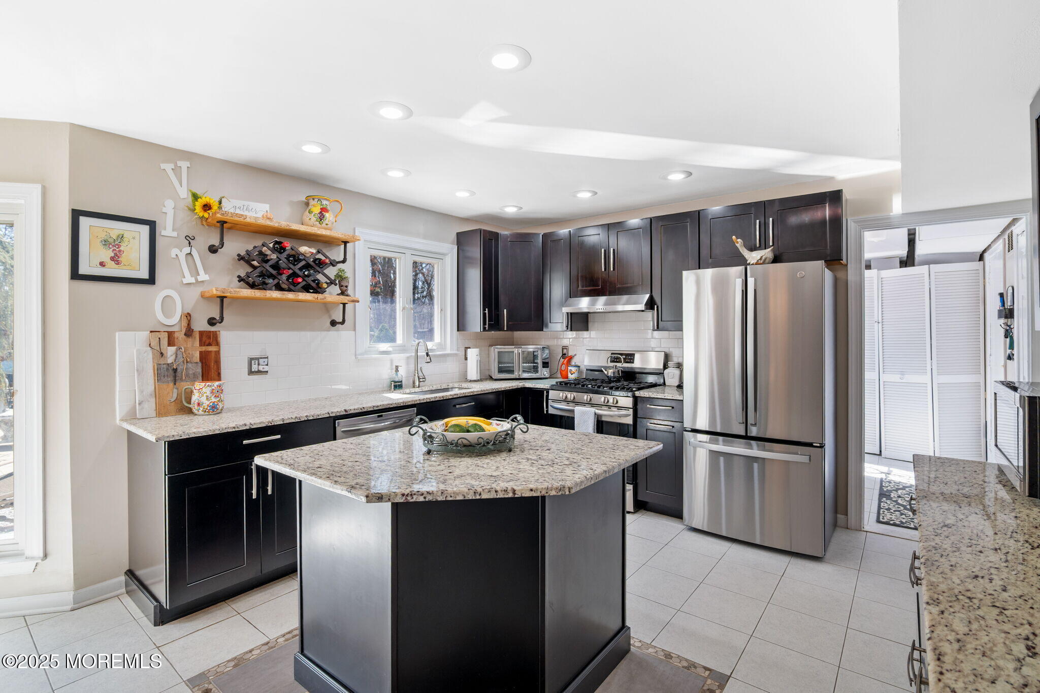 94 Heritage Drive, Howell, New Jersey image 17
