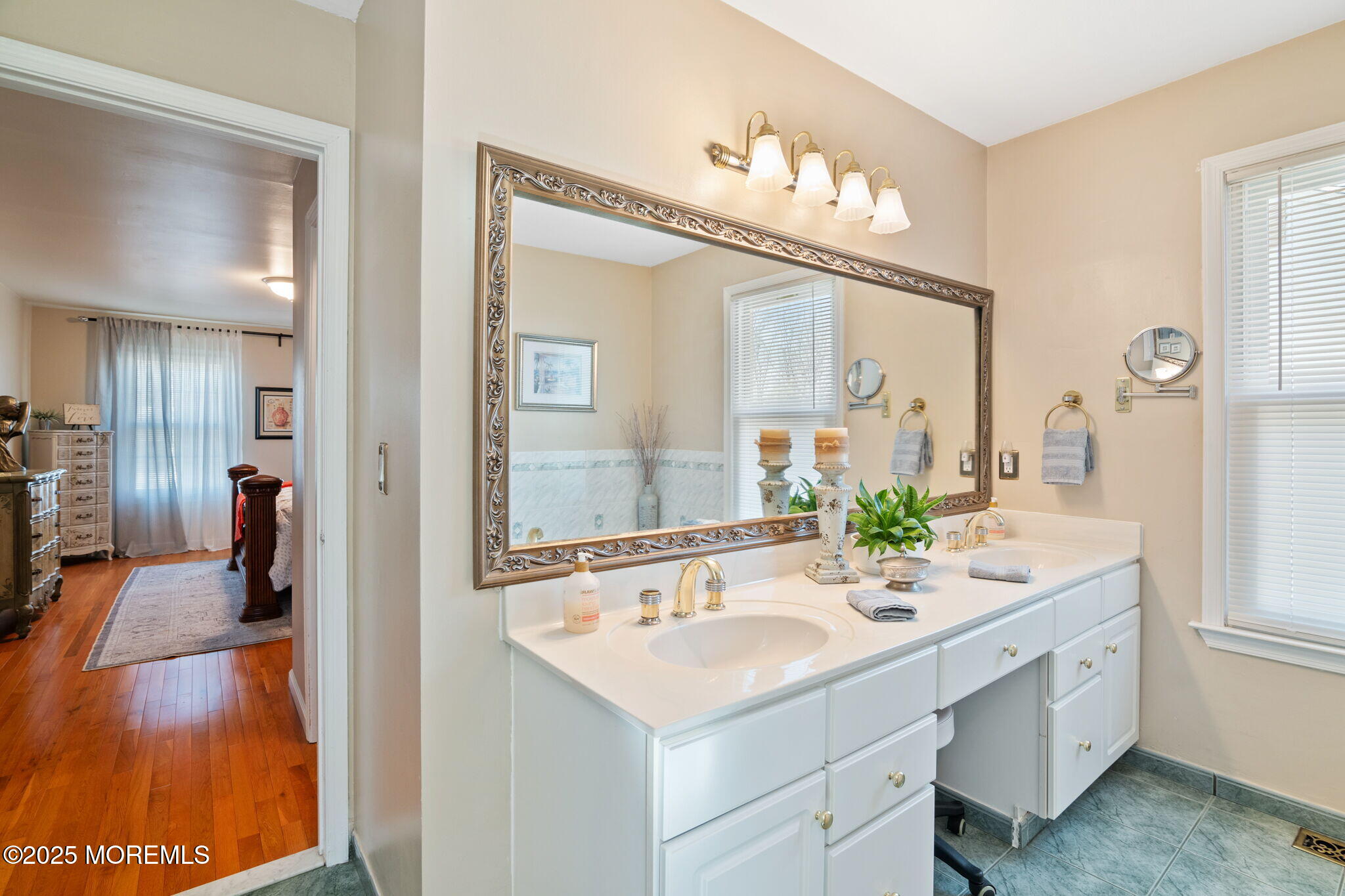 94 Heritage Drive, Howell, New Jersey image 35