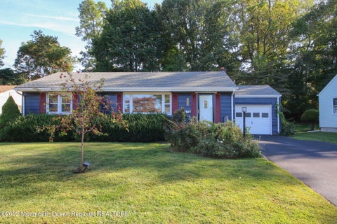 Homes For Rent - 18 Crestview Drive<br/> Monmouth County, Middletown, NJ 07748