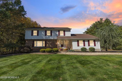 Photo of 33 Beechwood Drive, Robbinsville, NJ 08691 (MLS # 22605215)