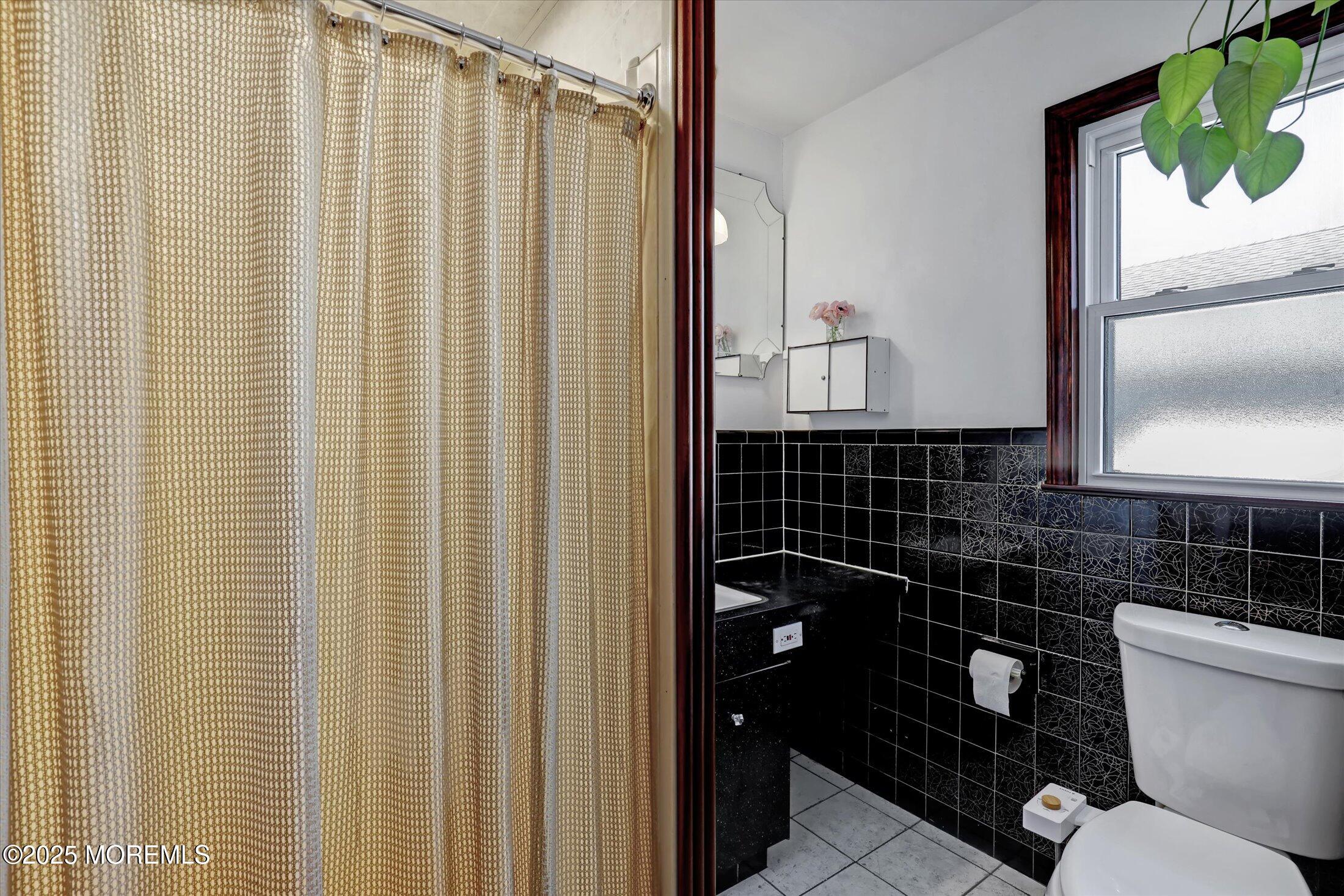 25 Ellis Street, Freehold, New Jersey image 17