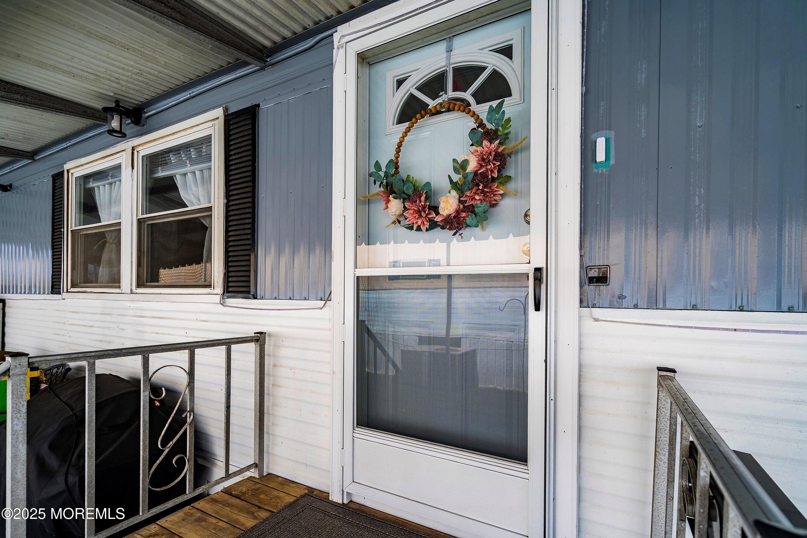 239 Lane C, Hazlet, New Jersey image 6